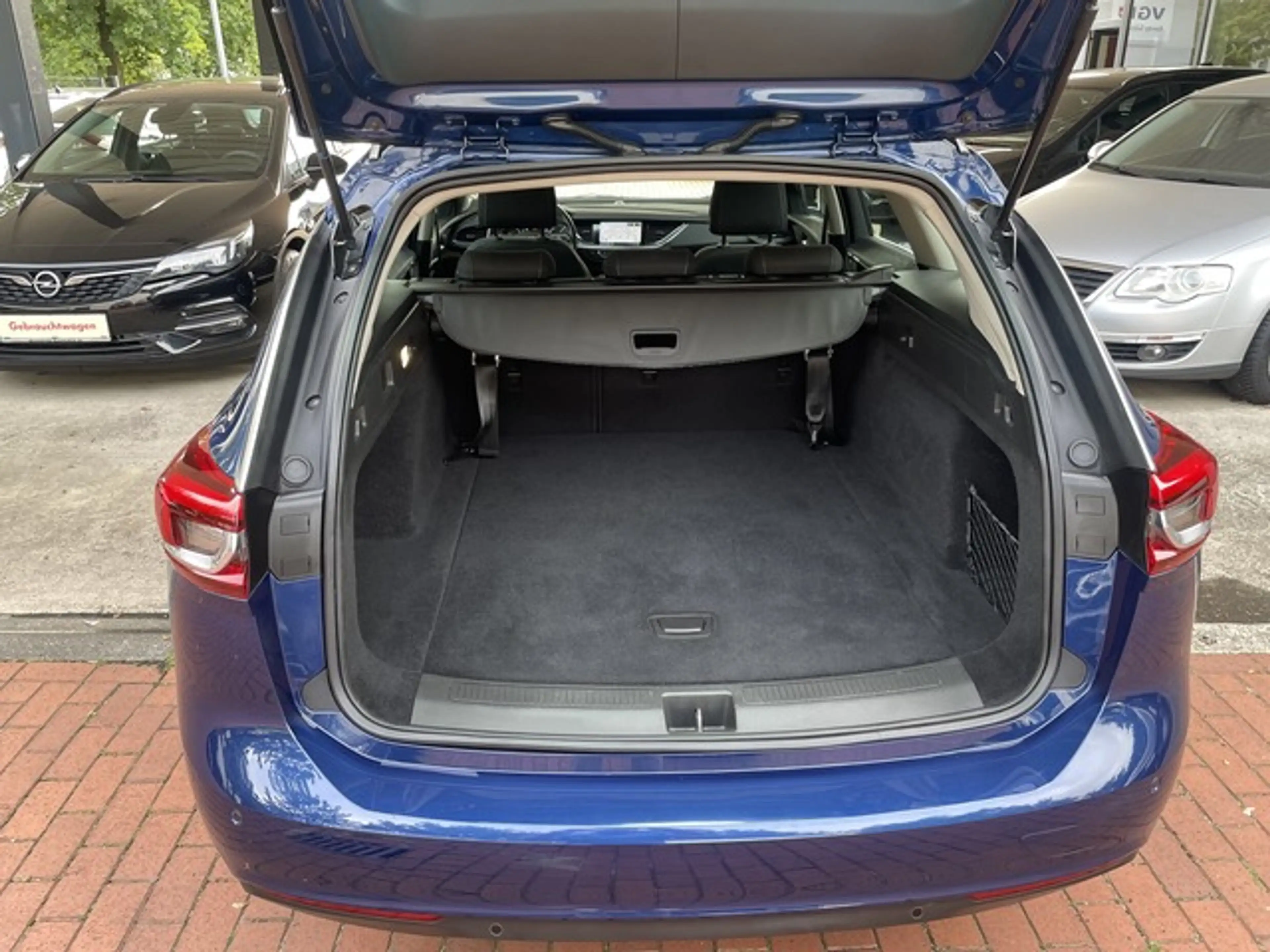 Opel Insignia Sports Tourer Edition*Navi*PDC*DAB*App* — photo 7