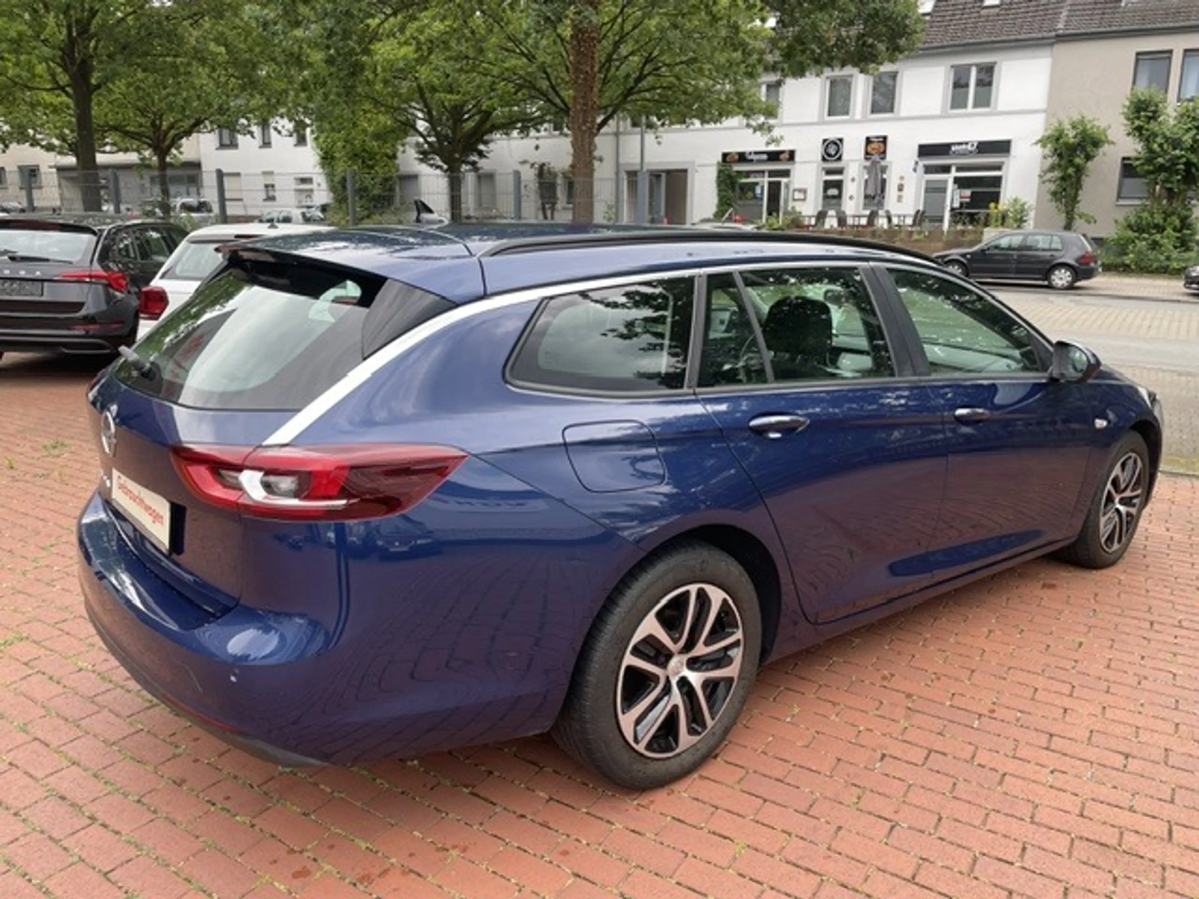 Opel Insignia Sports Tourer Edition*Navi*PDC*DAB*App* — photo 2