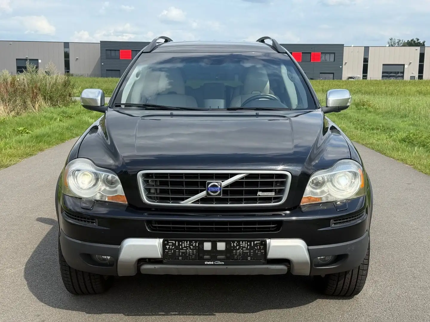 Volvo XC90 D5 R-Design Xenon-Dynaudio-Memory Nav-Leder Schwarz - 2