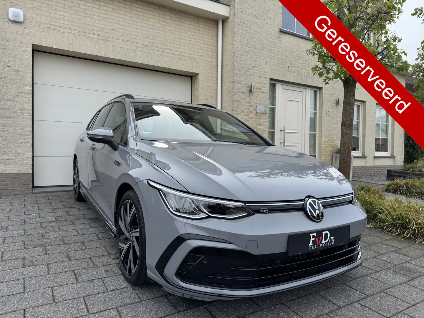 Volkswagen Golf Variant 1.5 eTSI 150pk DSG 3x R-Line VirtualCockpit ACC Sp Gri - 1