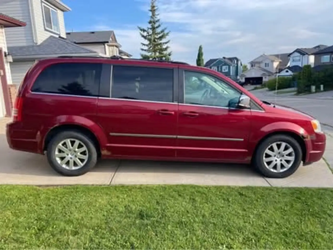 2010 Chrysler Town & Country