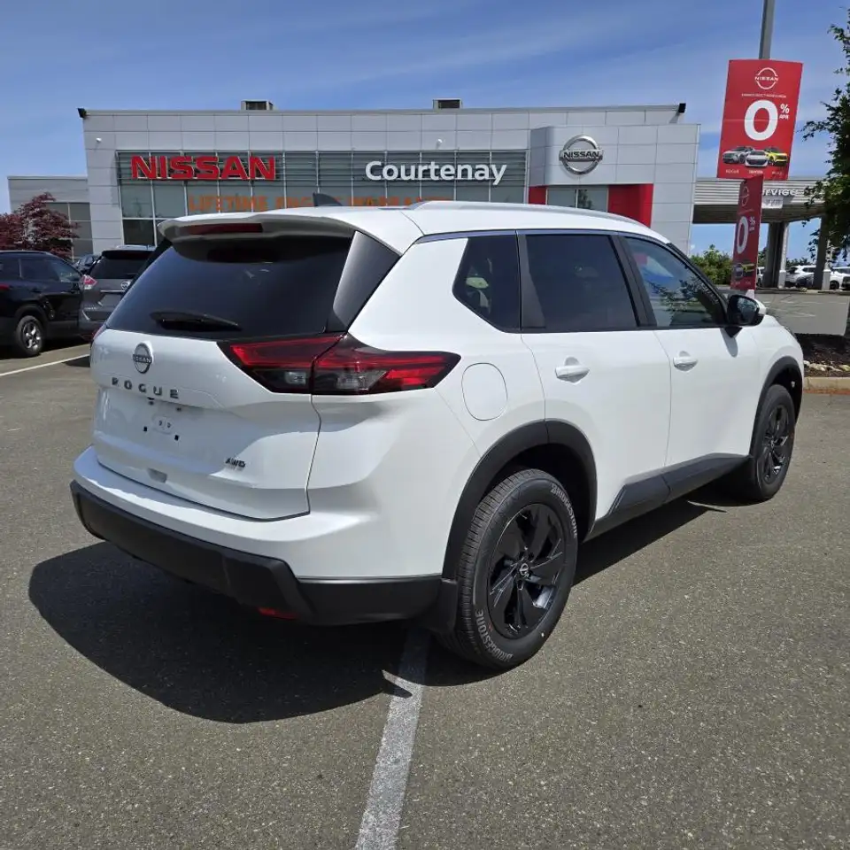 Nissan Rogue снимка Nissan Rogue