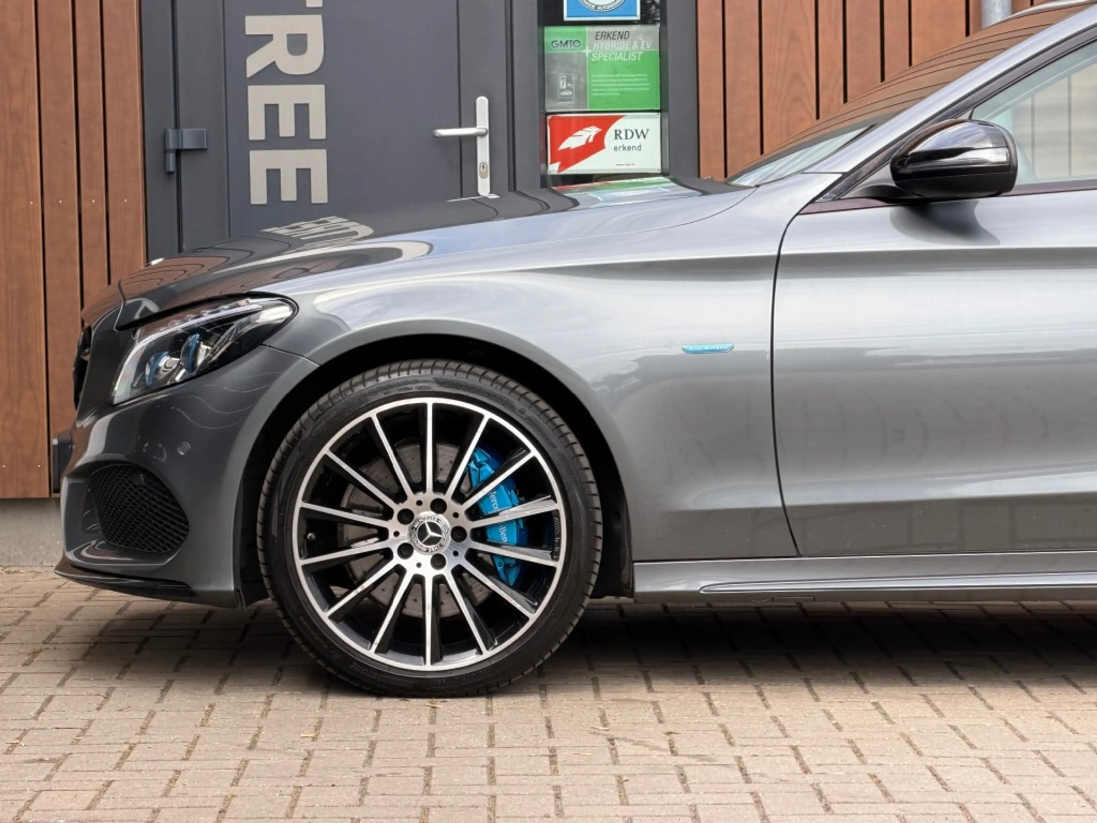 Mercedes-Benz C 350 350 E AMG Pano Burmester Head-up Luchtvering — photo 7