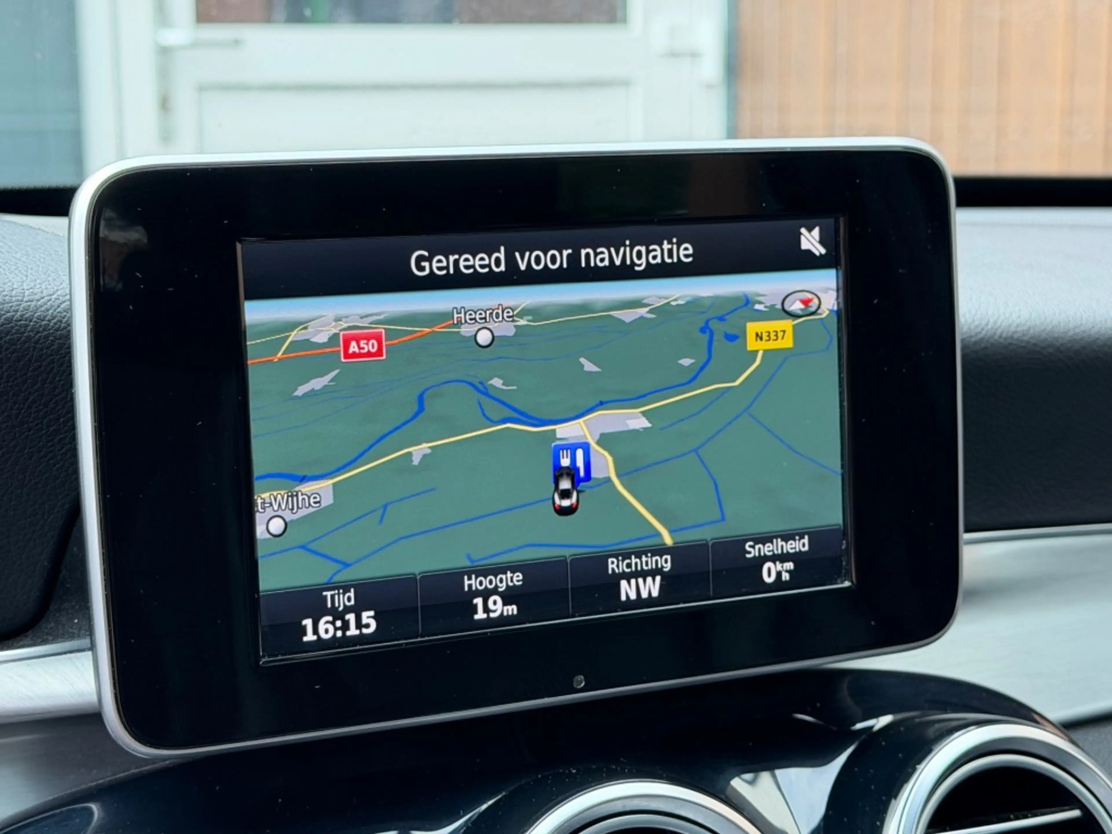 Mercedes-Benz C 350 350 E AMG Pano Burmester Head-up Luchtvering — photo 15