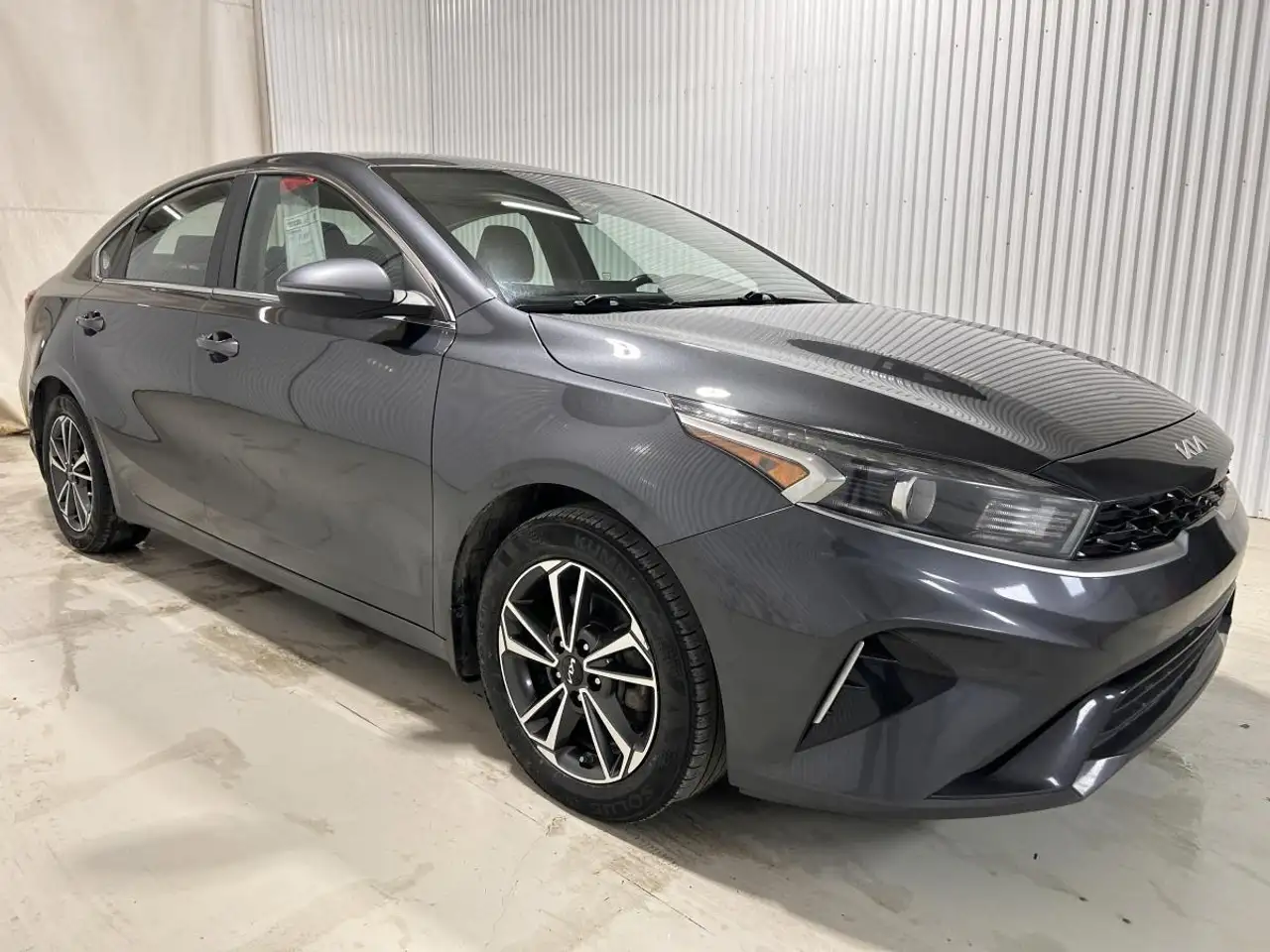 Kia Forte снимка Kia Forte