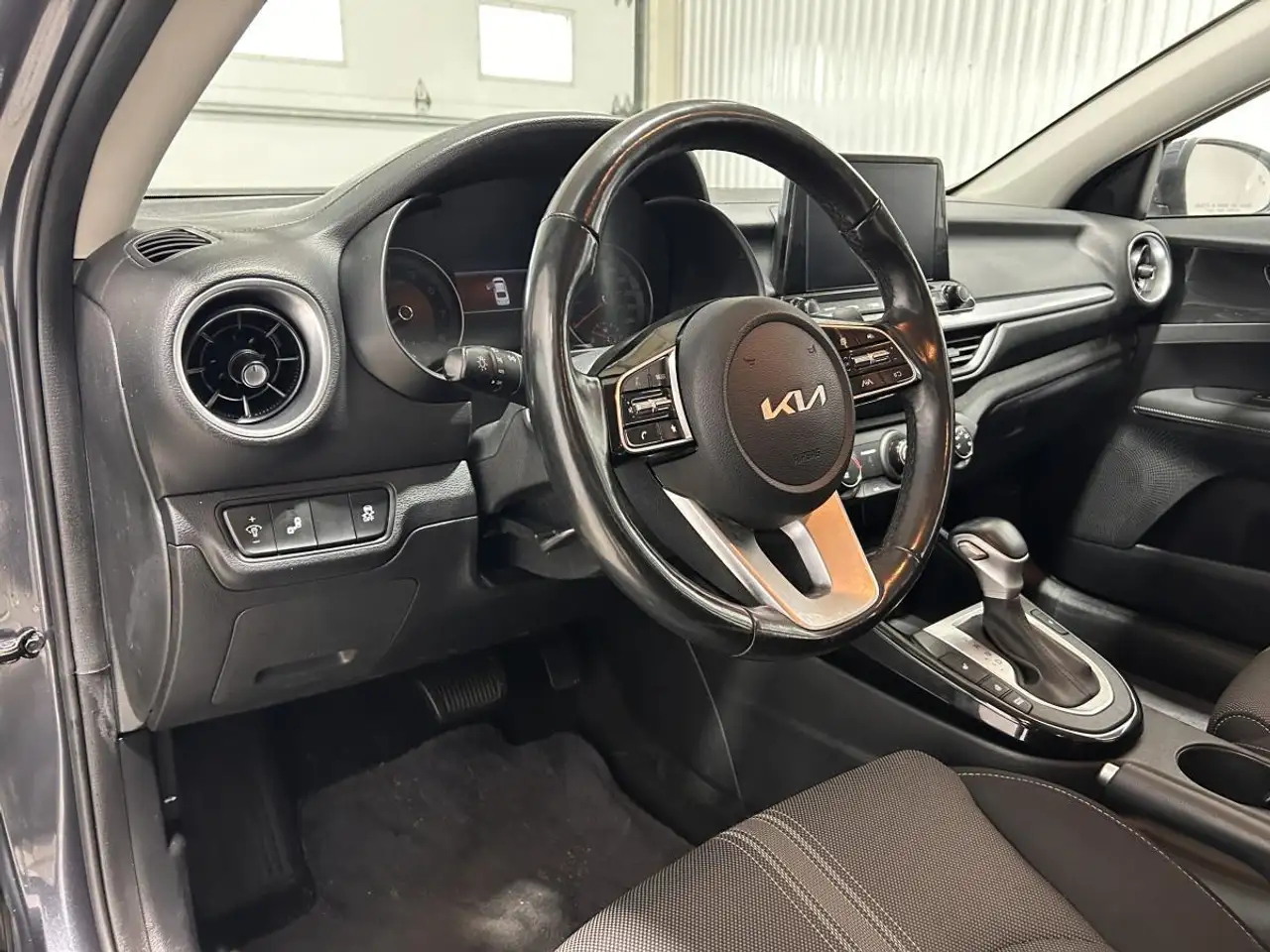 Kia Forte снимка Kia Forte