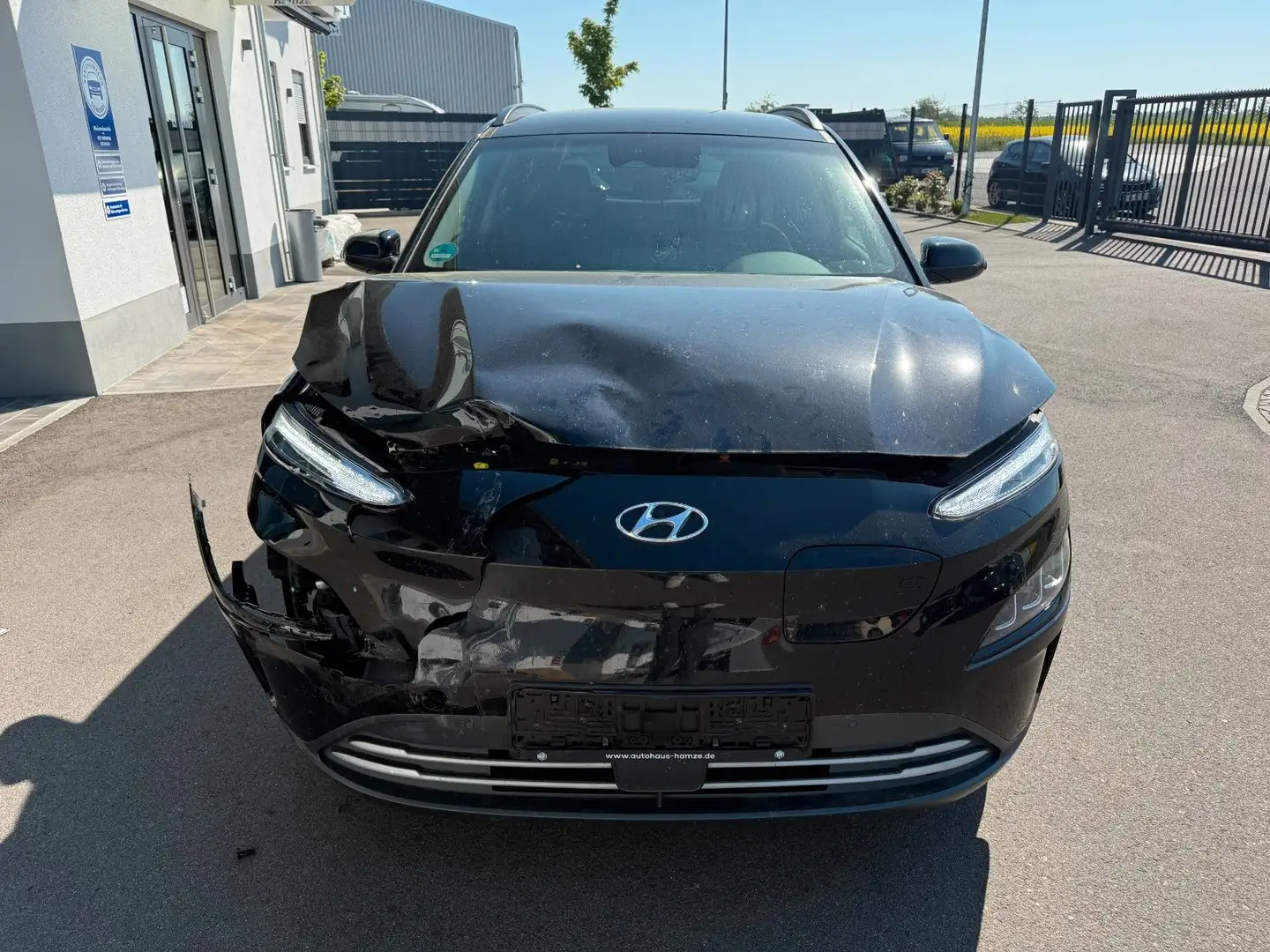 Hyundai KONA Basis Elektro 2WD|Kamera|Krell|Unfall Zwart - 2