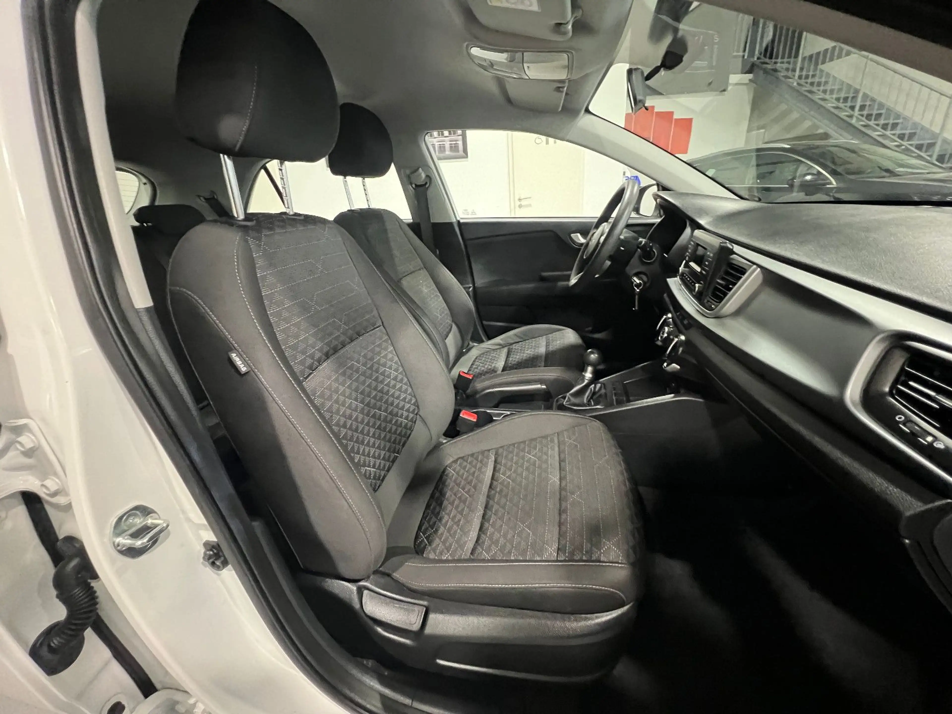 Kia Rio 1.2 Edition 7 **Klima*Bluetooth*5-Türig** — photo 12