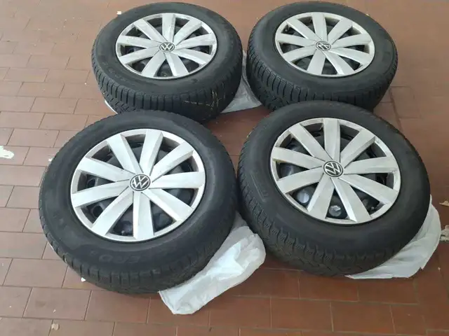 Volkswagen Passat view 20