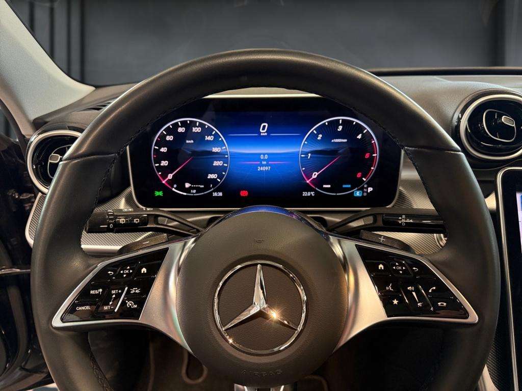 Mercedes-Benz C 220