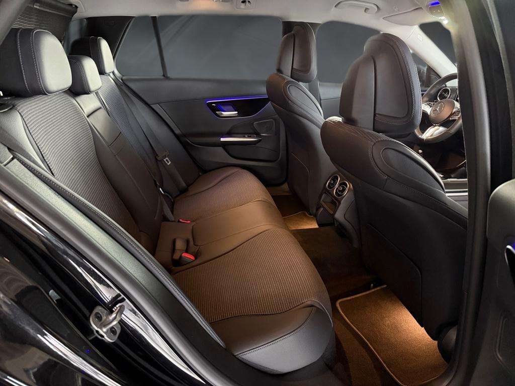 Mercedes-Benz C 220
