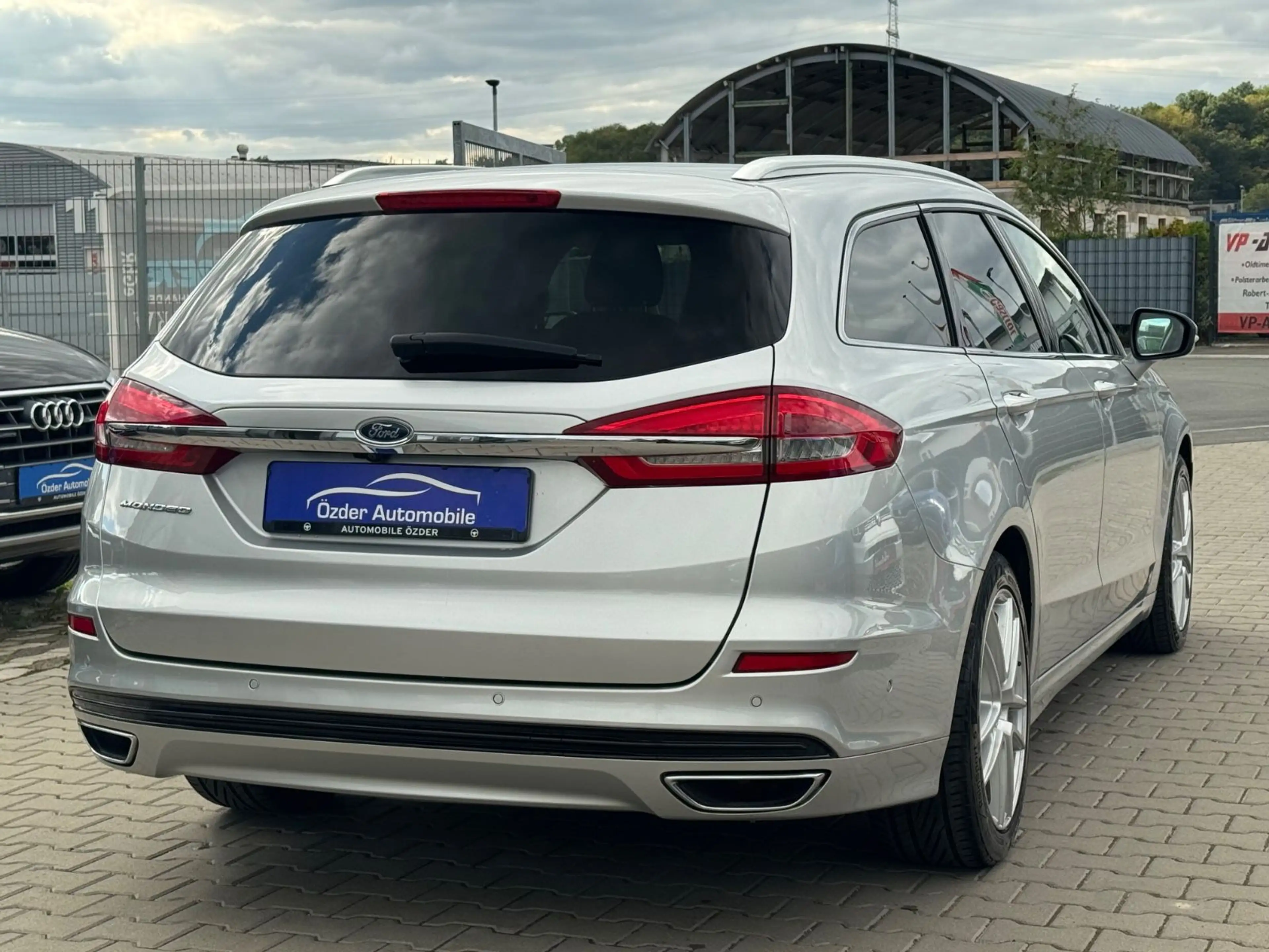Ford Mondeo 2.0 TDCi Turnier Titanium+Finanzierung+ — photo 6