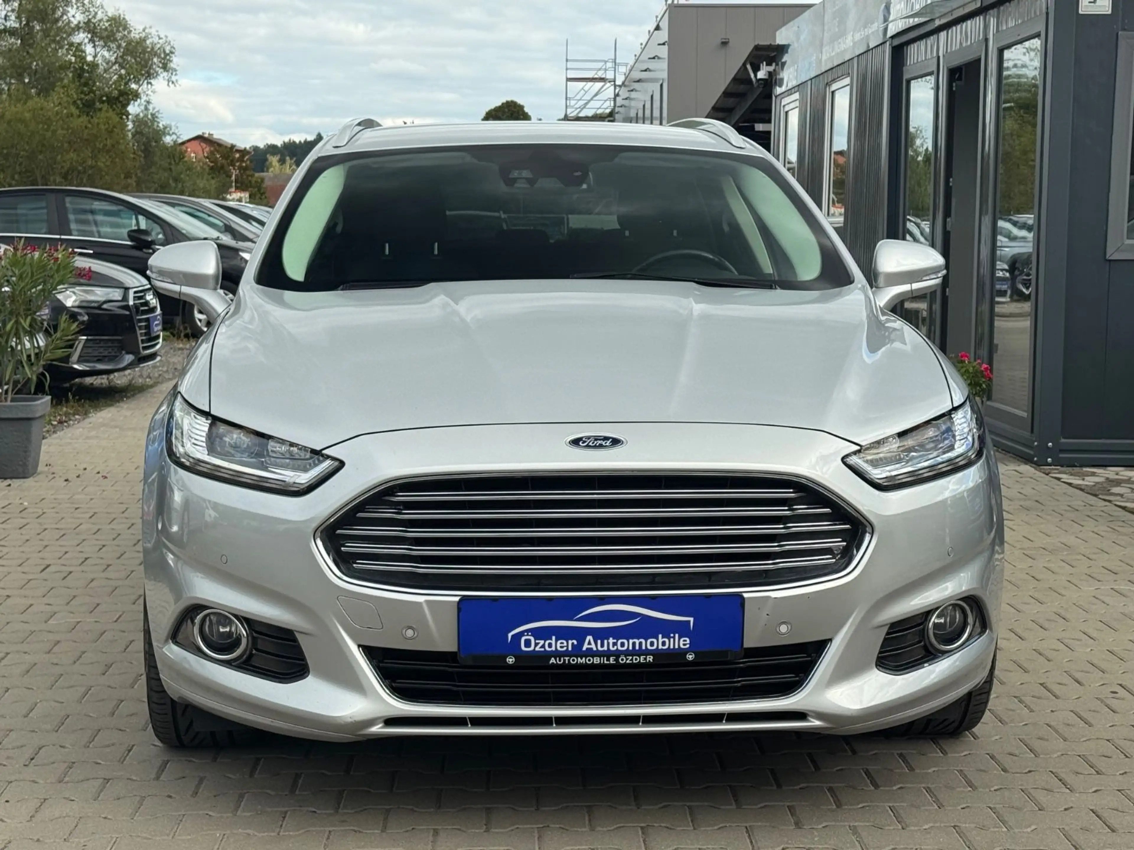 Ford Mondeo 2.0 TDCi Turnier Titanium+Finanzierung+ — photo 2