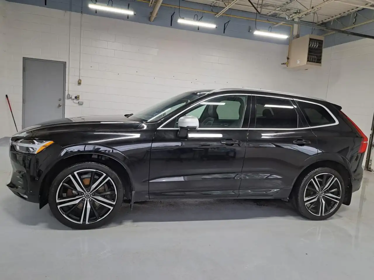 Volvo XC60 снимка Volvo XC60