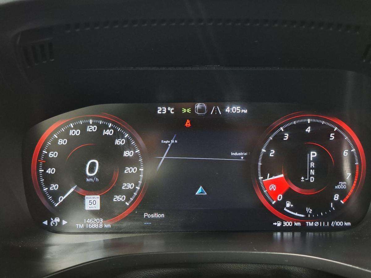 2019 Volvo XC60 T6 AWD R-Design thumb 34