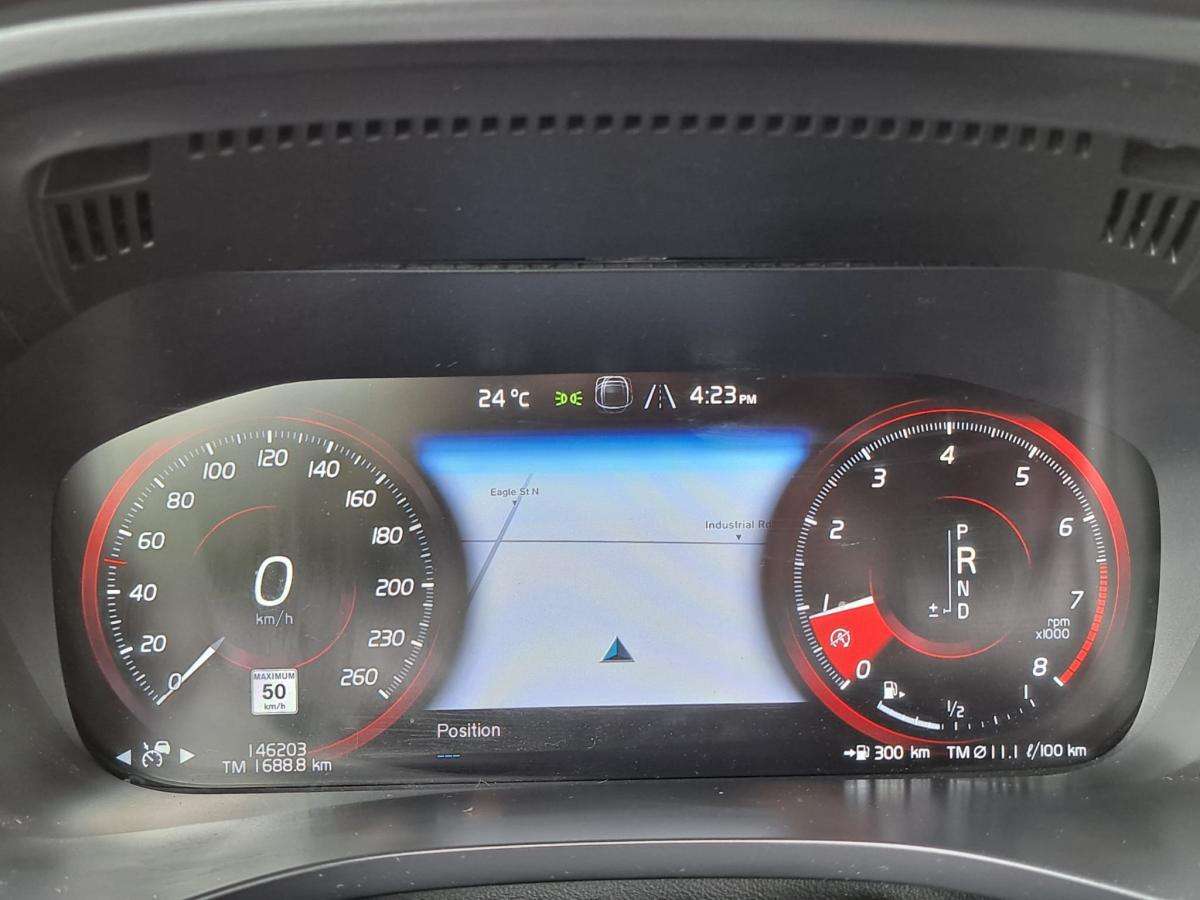 2019 Volvo XC60 T6 AWD R-Design thumb 17