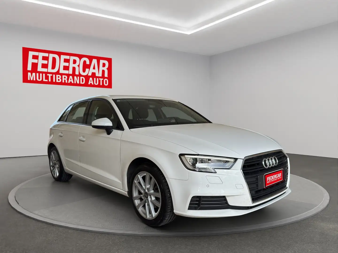 Audi A3 Sportback 30 1.5 g-tron Admired 131cv s-tronic Blanc - 1