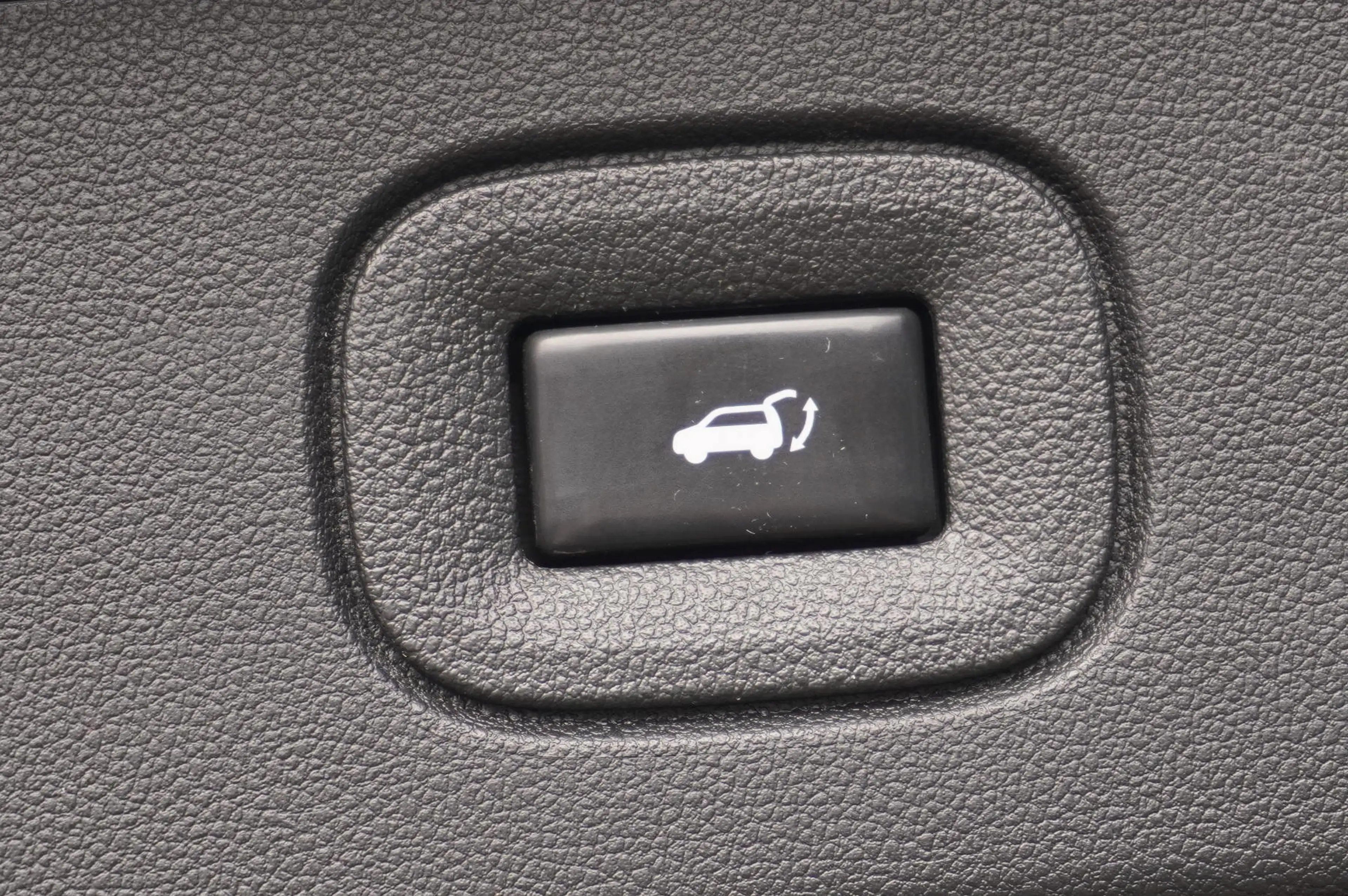 Renault Koleos Initiale Paris 4x4 Automatik — photo 14