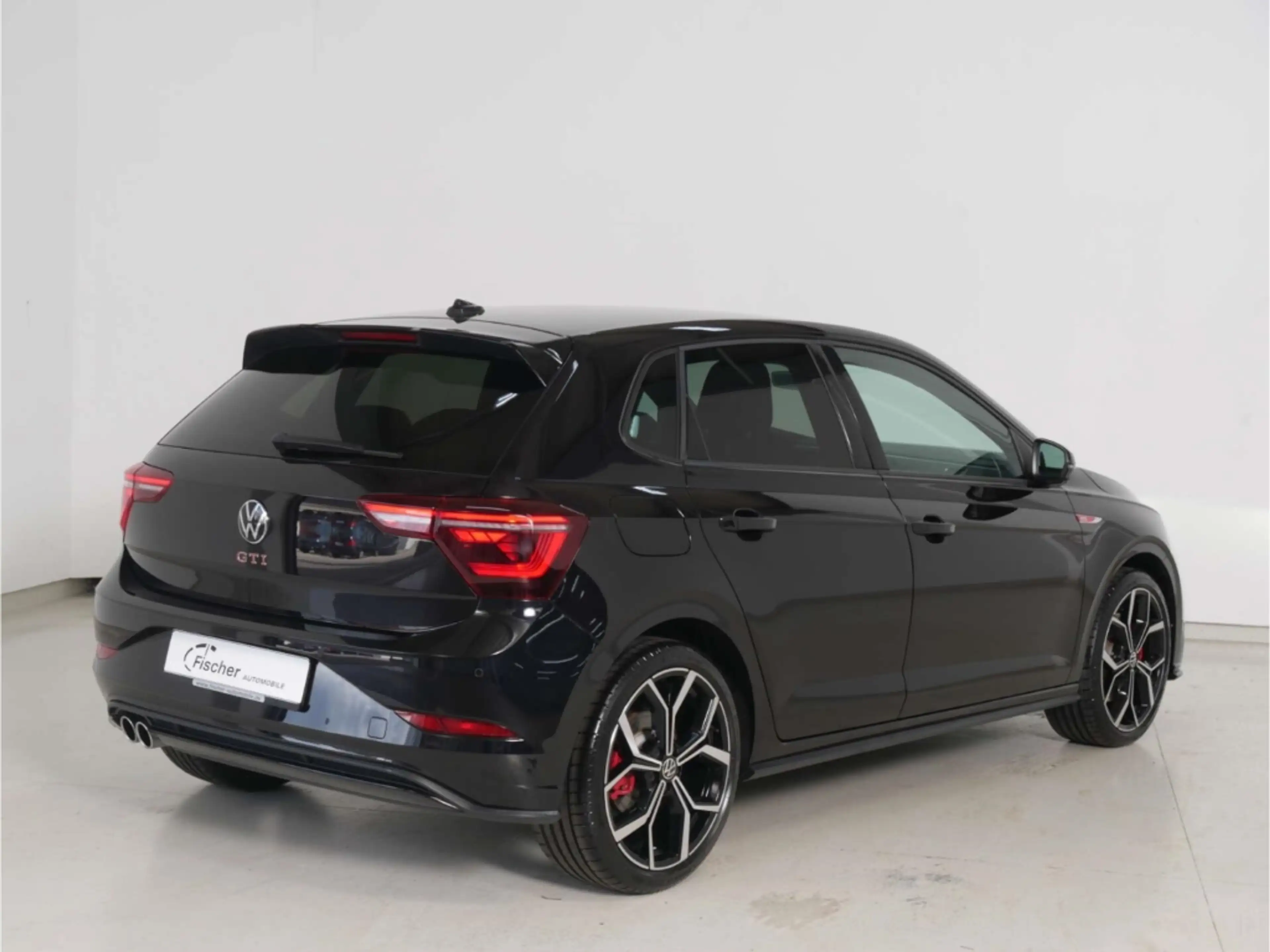 Volkswagen Polo GTI 2.0 TSI — photo 8