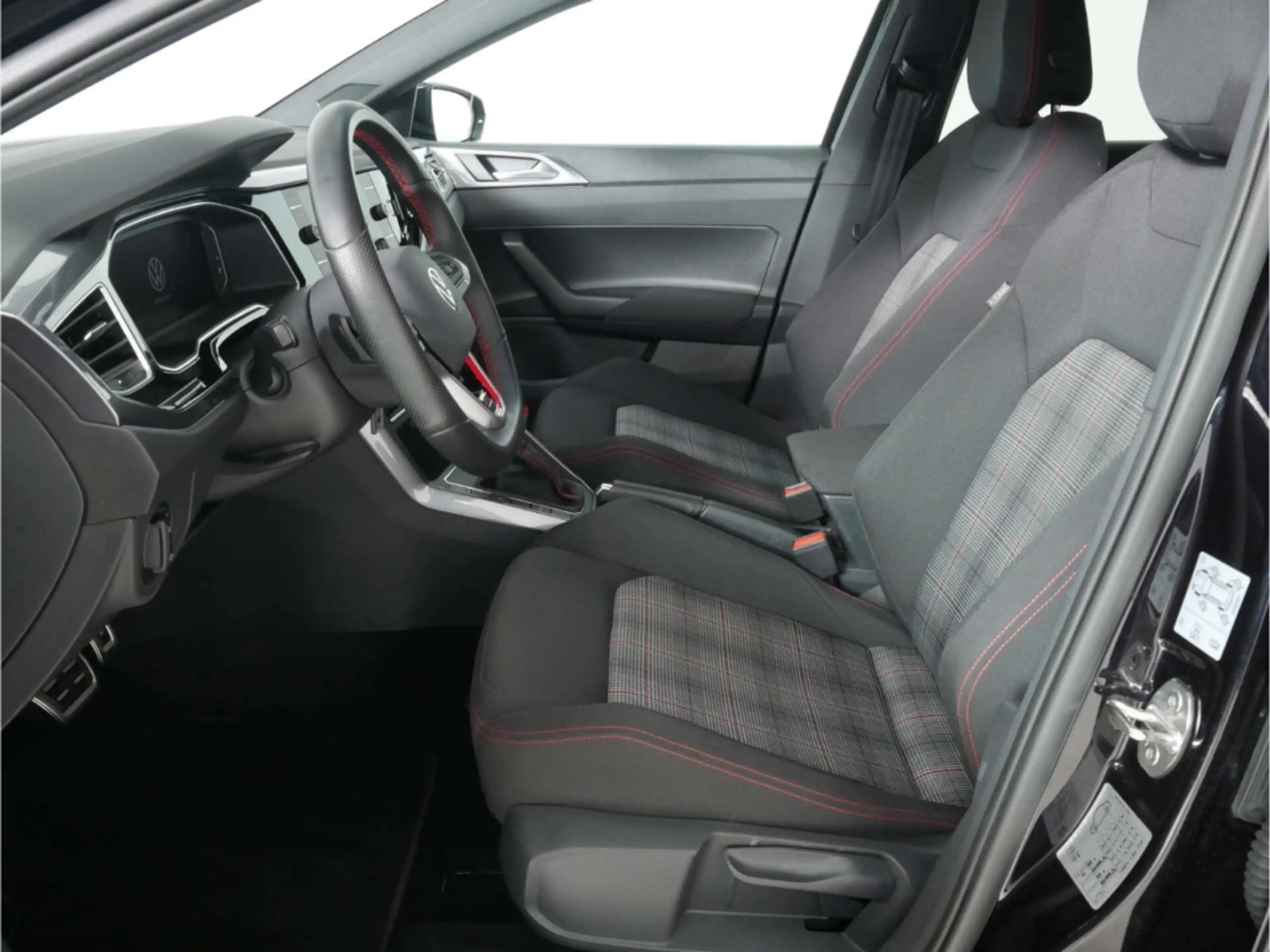 Volkswagen Polo GTI 2.0 TSI — photo 14
