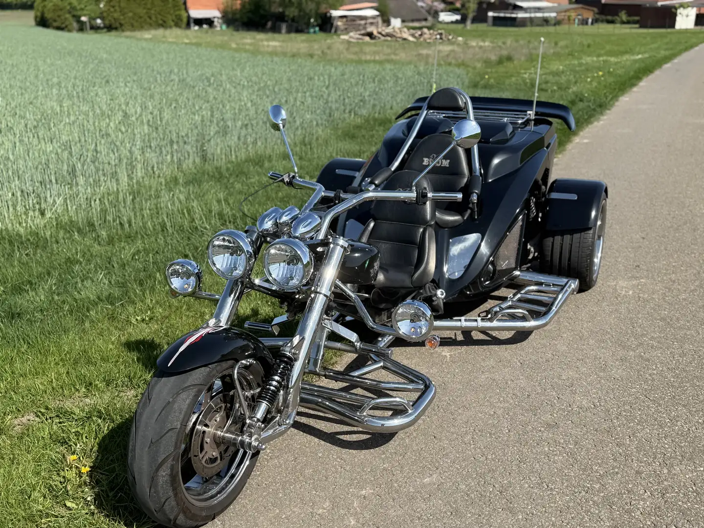 Boom Trike Mustang ST1 Thunderbird  18Tsd. km Černá - 1