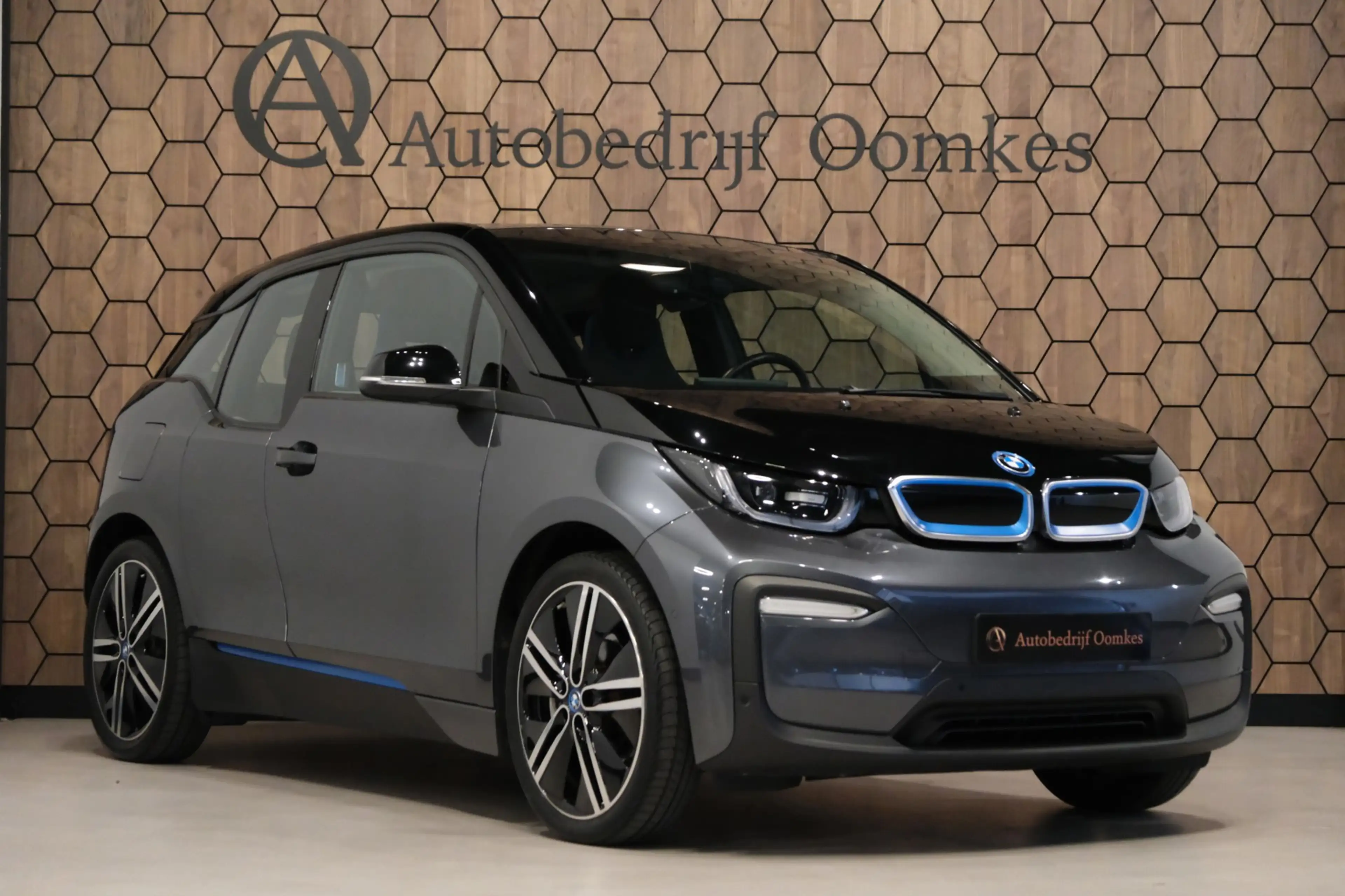 BMW i3 Executive Edition 120Ah 42 kWh |85.583km| Navi/Cam — photo 12