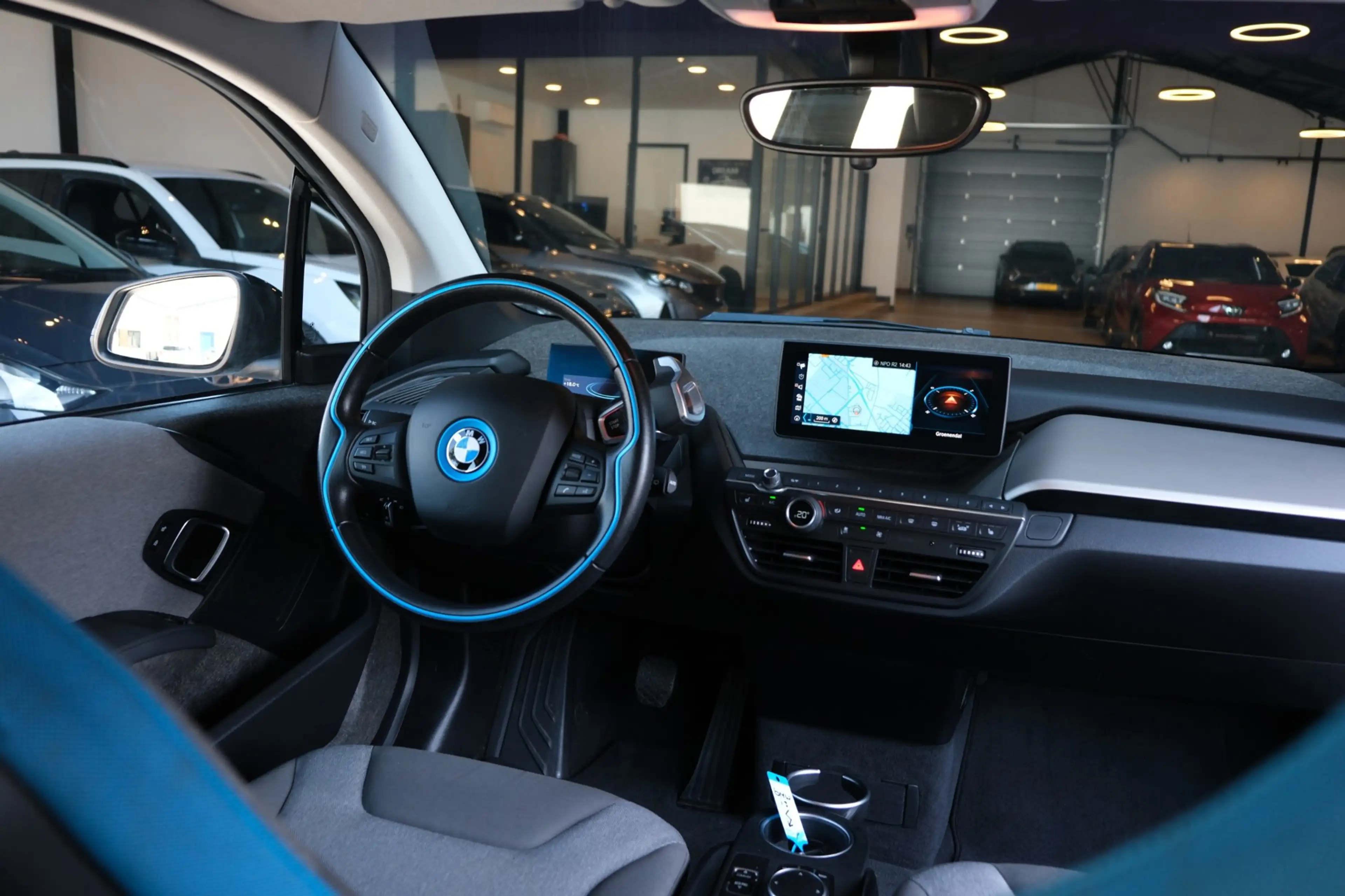 BMW i3 Executive Edition 120Ah 42 kWh |85.583km| Navi/Cam — photo 14
