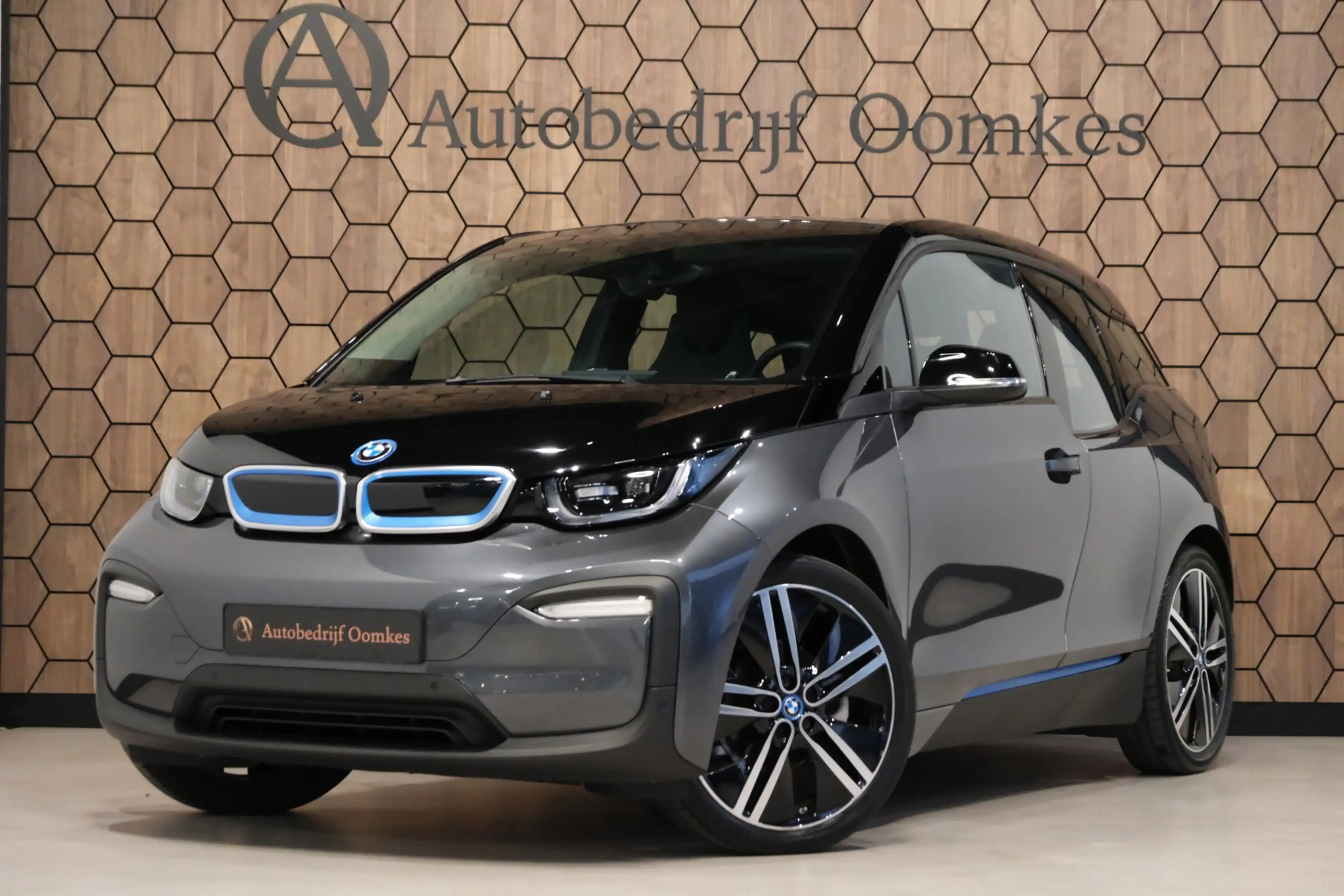 BMW i3 Executive Edition 120Ah 42 kWh |85.583km| Navi/Cam