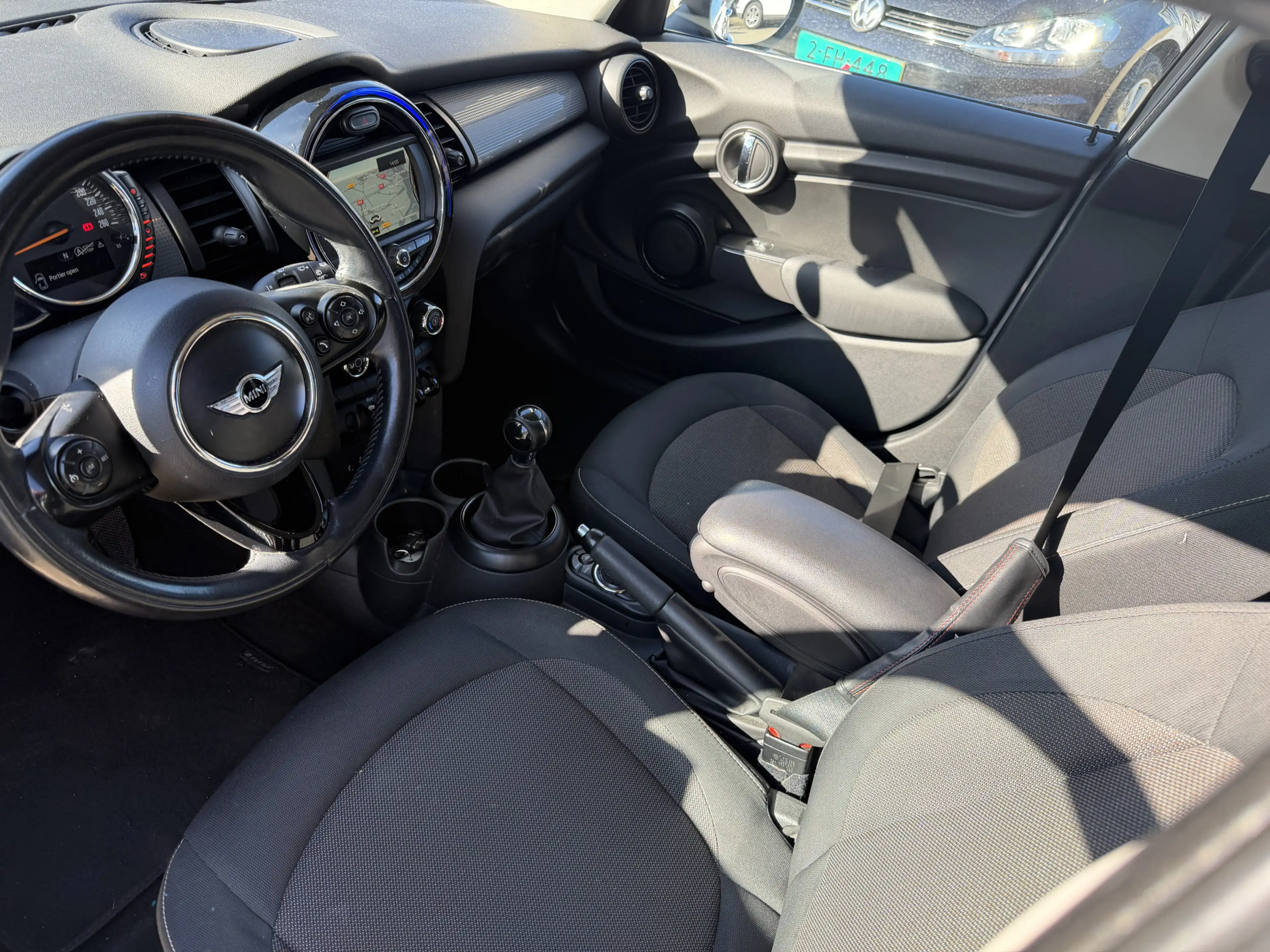 MINI Cooper D Mini 1.5 Business — photo 10