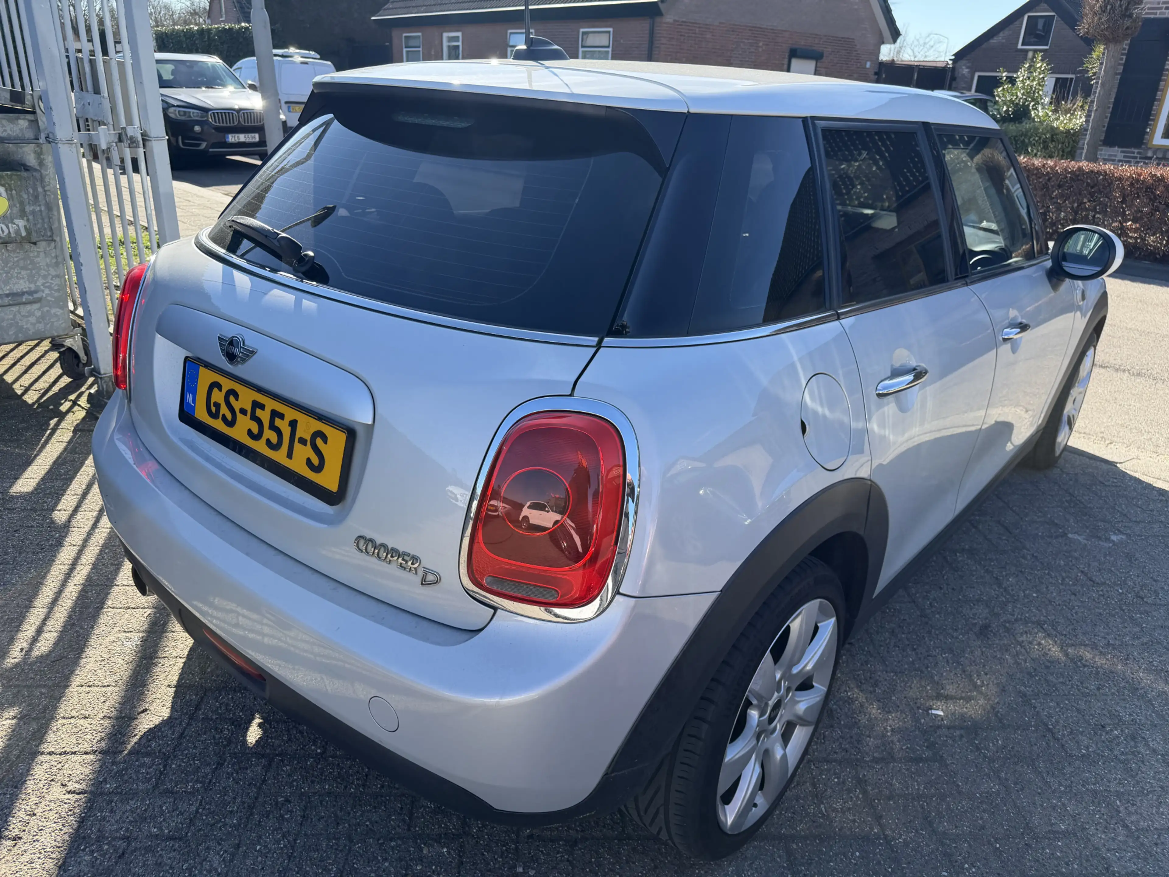 MINI Cooper D Mini 1.5 Business — photo 7