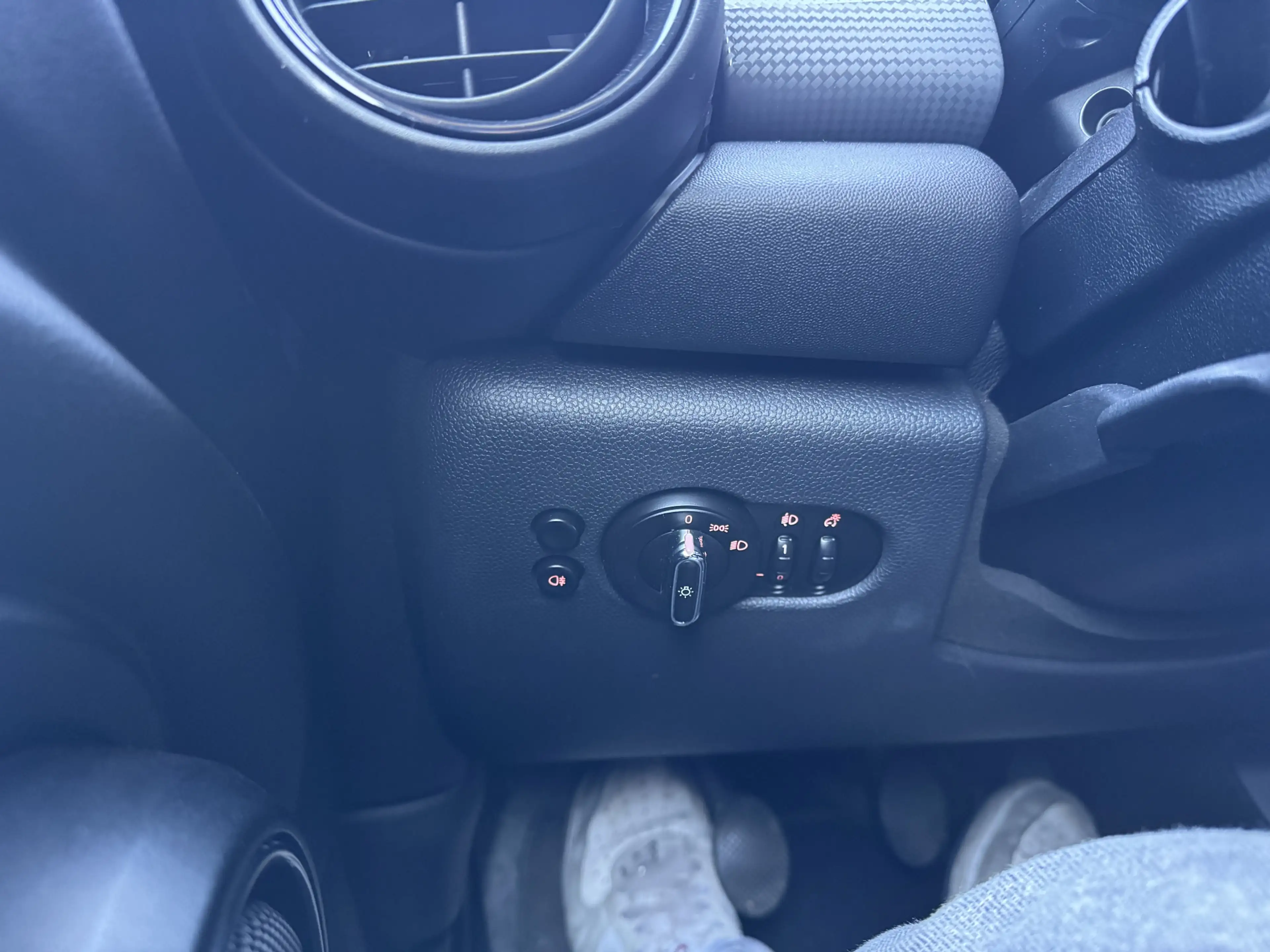 MINI Cooper D Mini 1.5 Business — photo 13