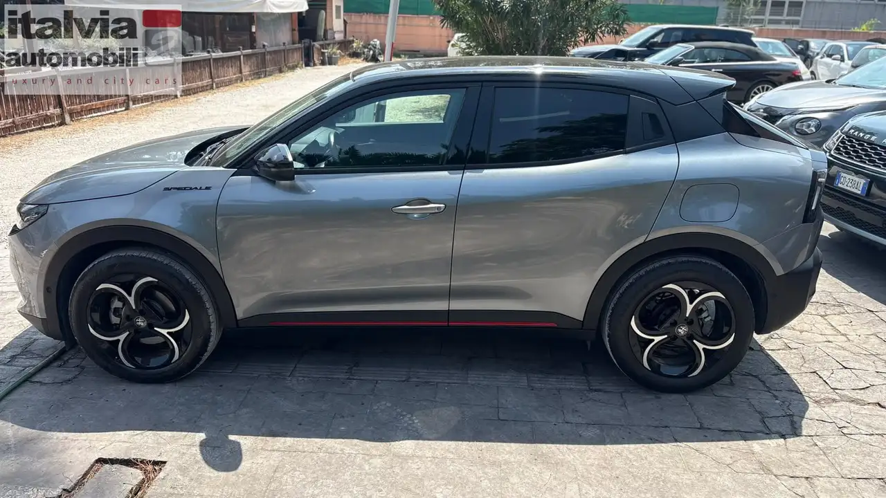Alfa Romeo Junior 2025