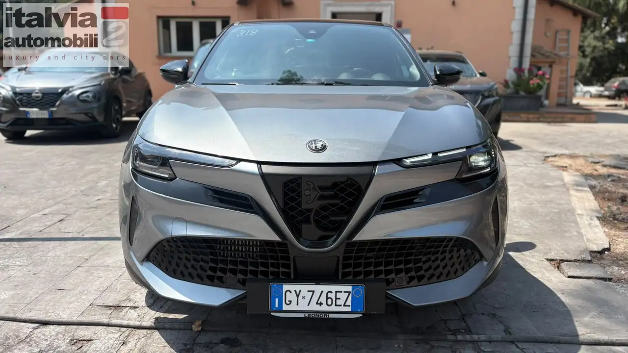 Alfa Romeo Junior 2025
