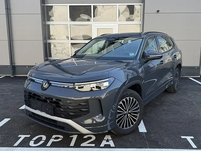 Volkswagen Tayron 1,5 eTSI DSG * AHK * 7 SITZE * 360° Kamera