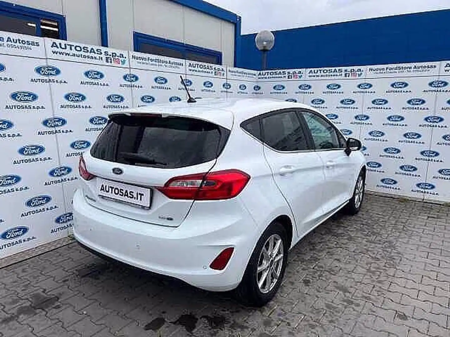 Ford Fiesta 1.0 Ecoboost Hybrid 125 CV 5 porte Titanium Blanc - 2