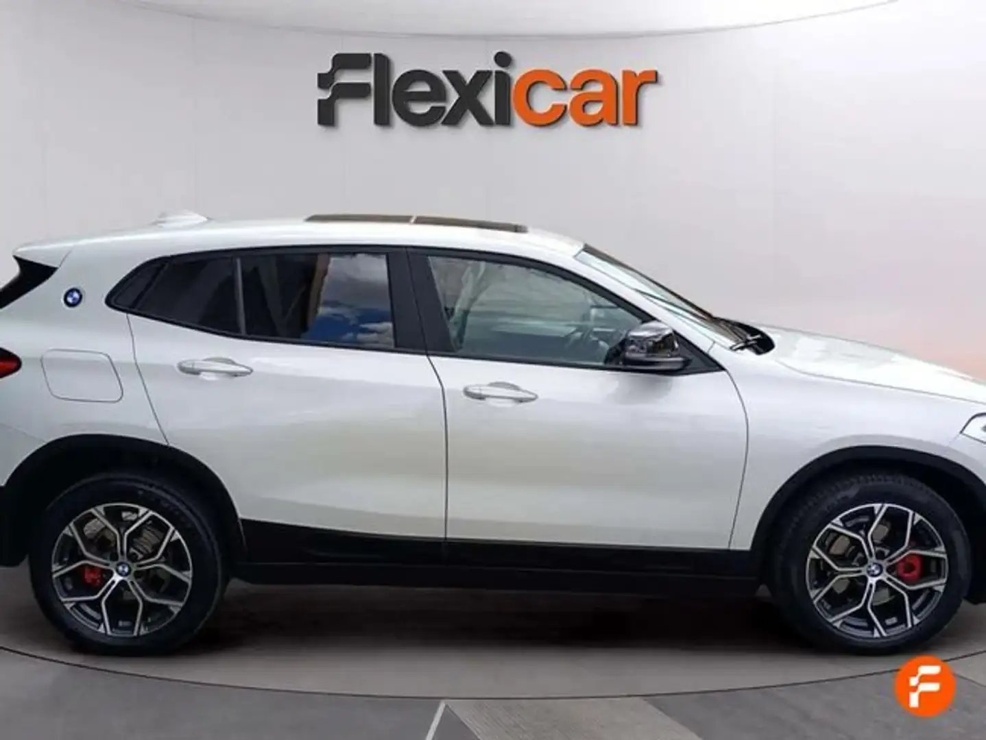BMW X2 sDrive 18iA Blanco - 2