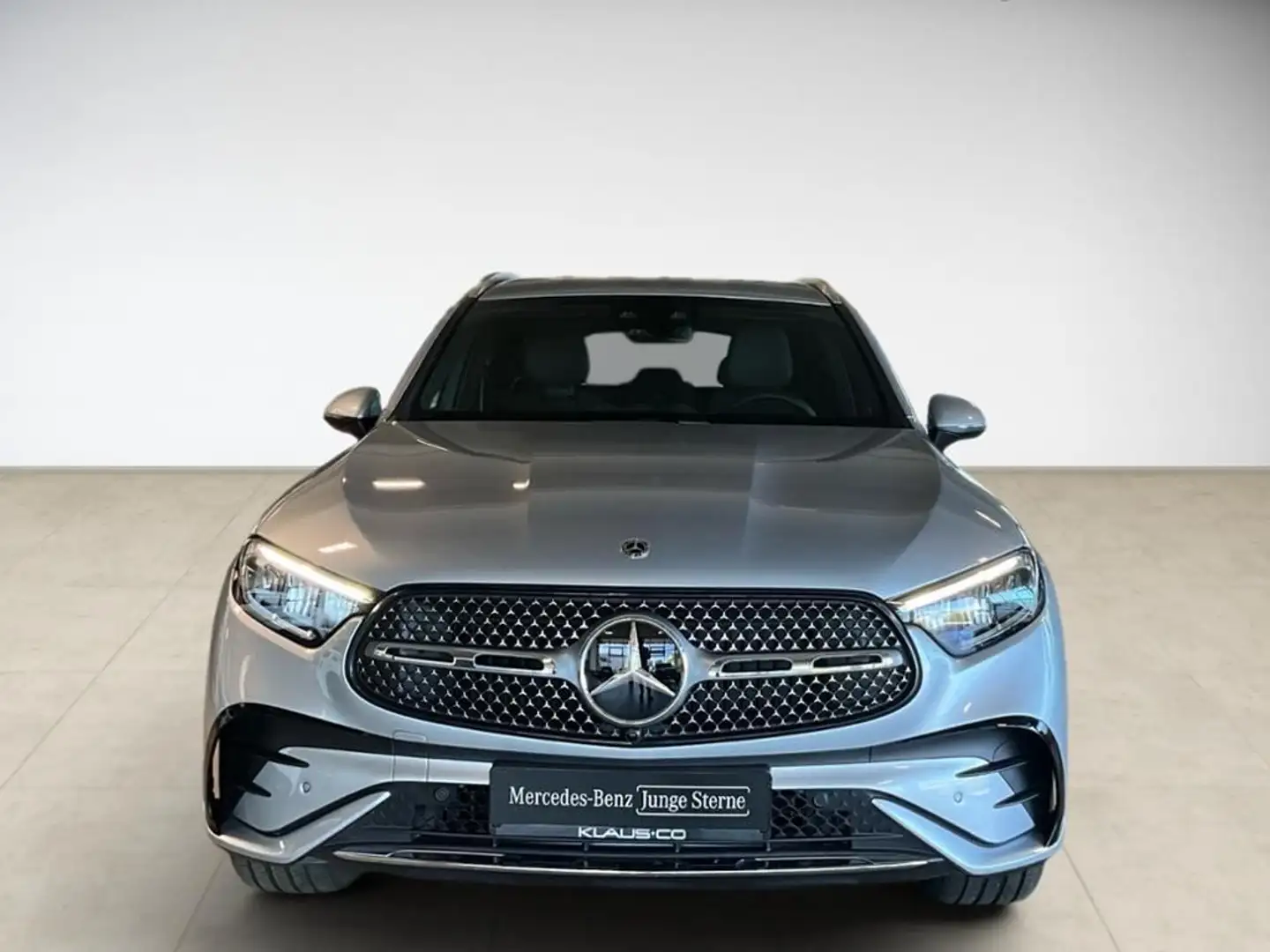 Mercedes-Benz GLC 300 d AMG 4MATIC Sport S-Sitz LM ACC PDC Silber - 2