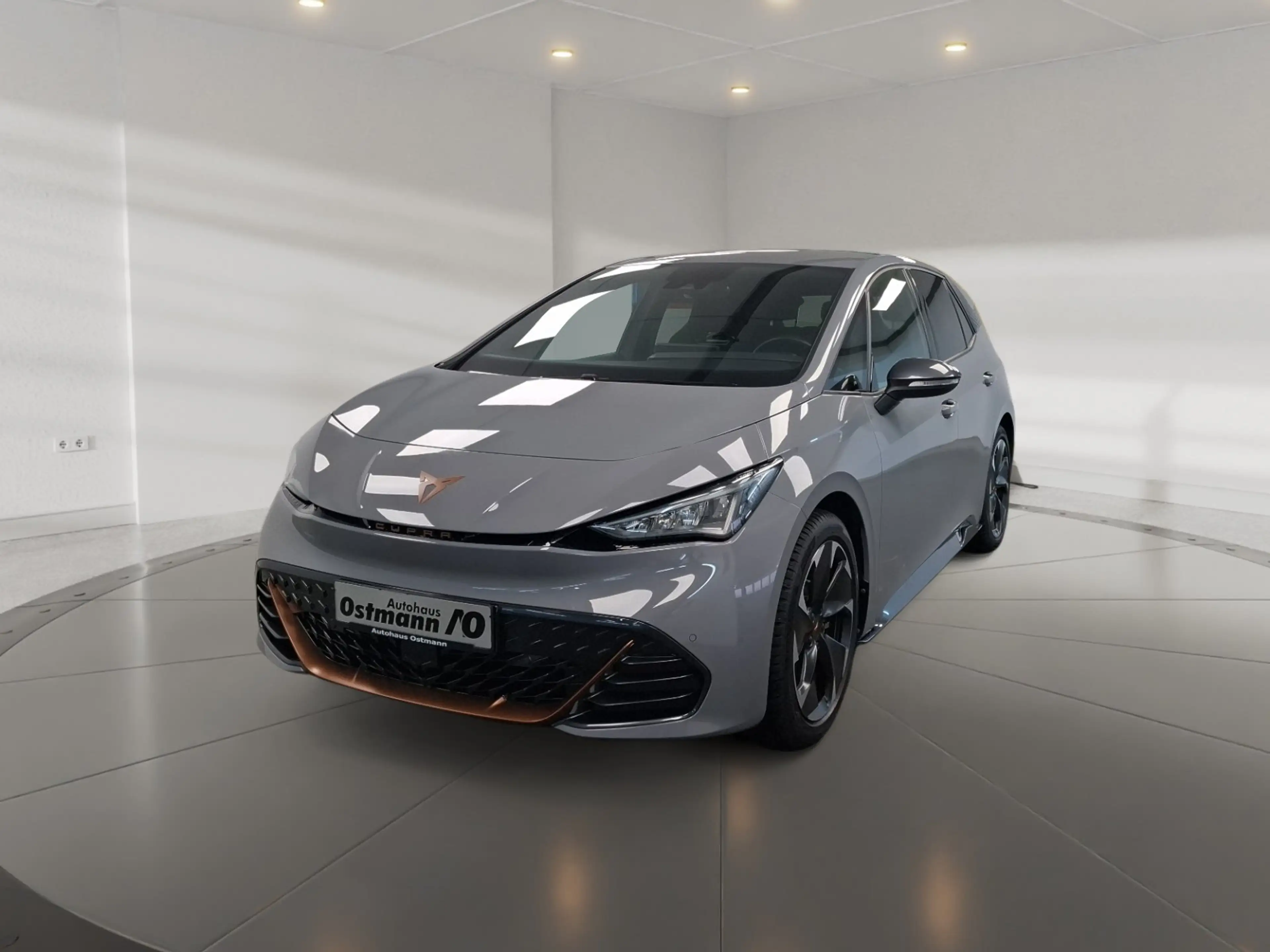 CUPRA Born 150 kW ACC RFK SHZ Navi