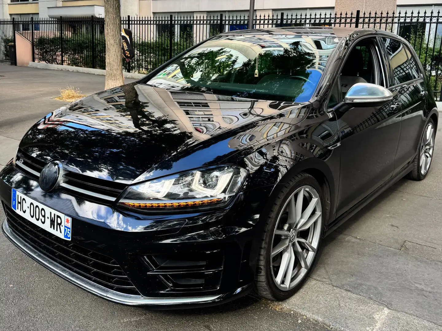 Volkswagen Golf R Volkswagen Golf 7R 2.0 DSG 4Motion 7 R Noir - 1