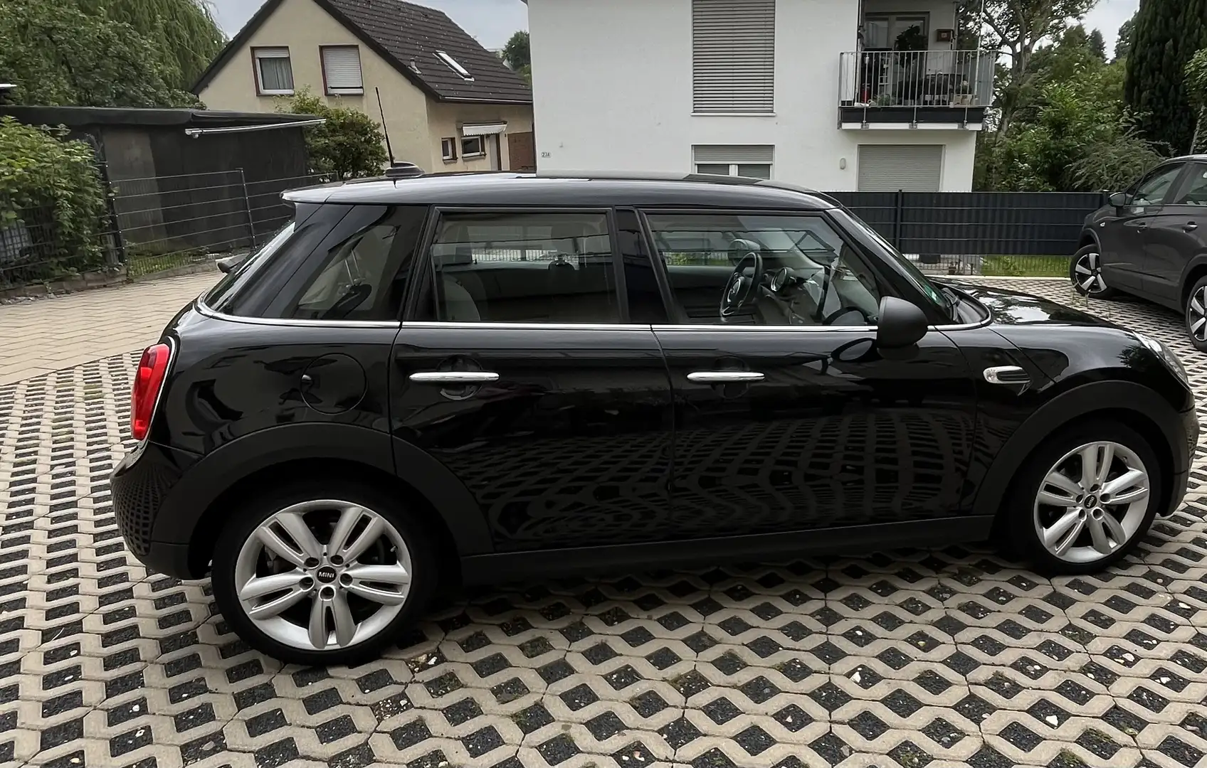 MINI One One Schwarz - 2