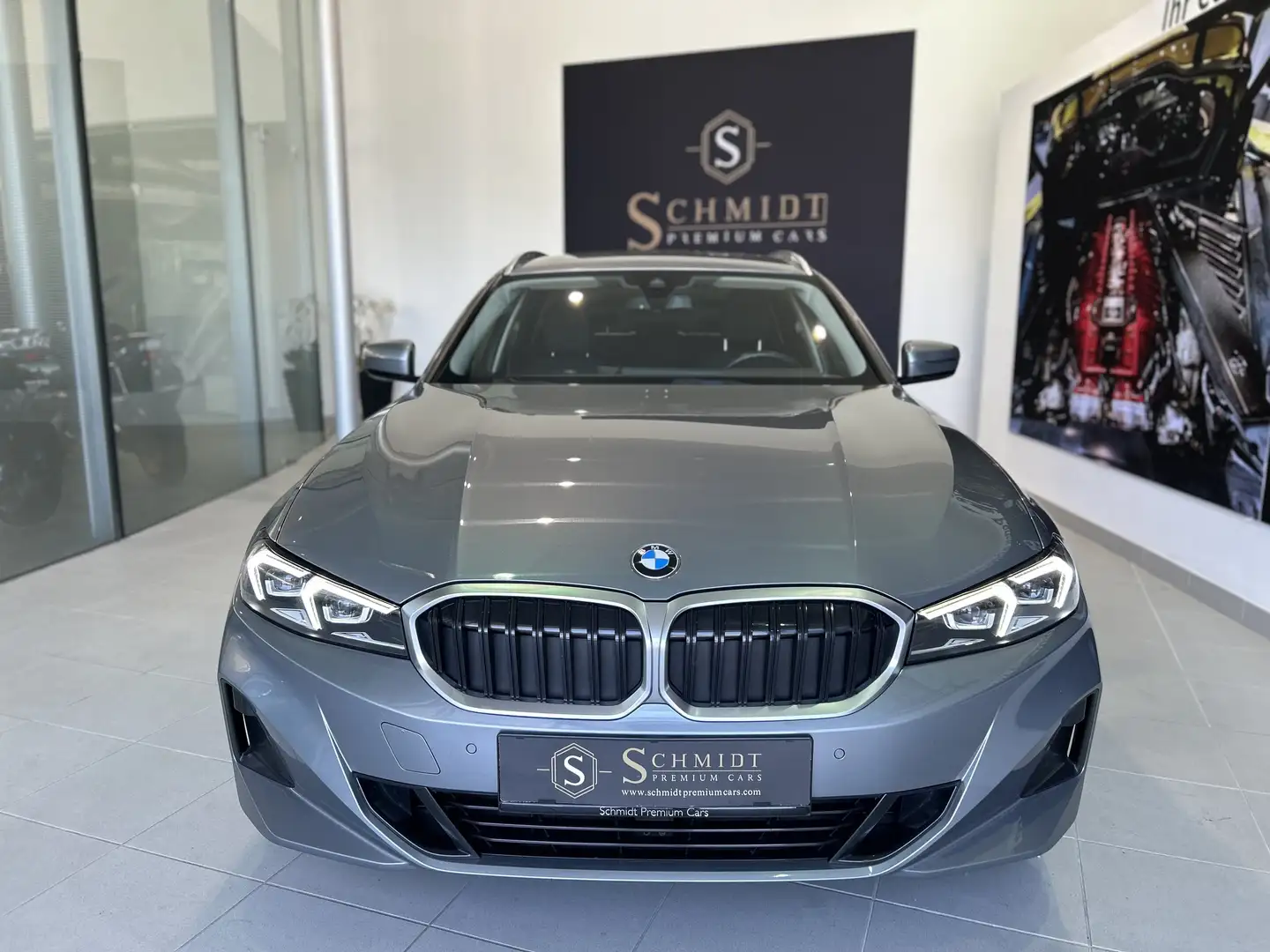 BMW 318 d Grau - 1