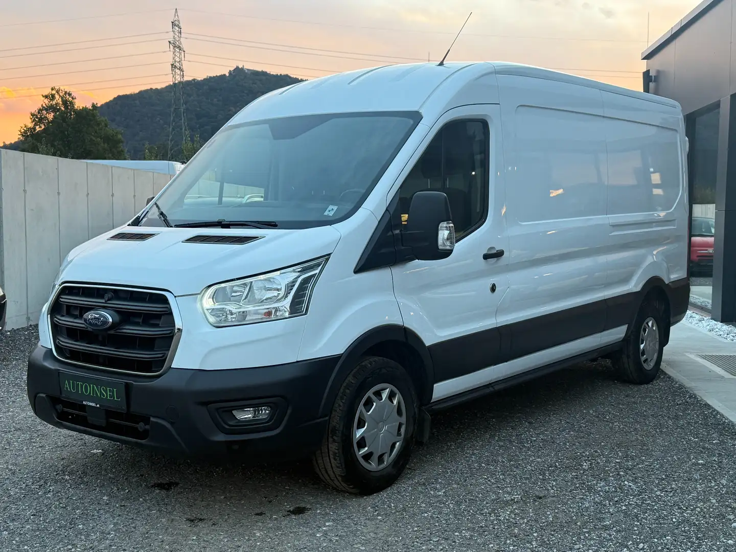 Ford Transit 350 L3H2 Trend AHK Weiß - 2