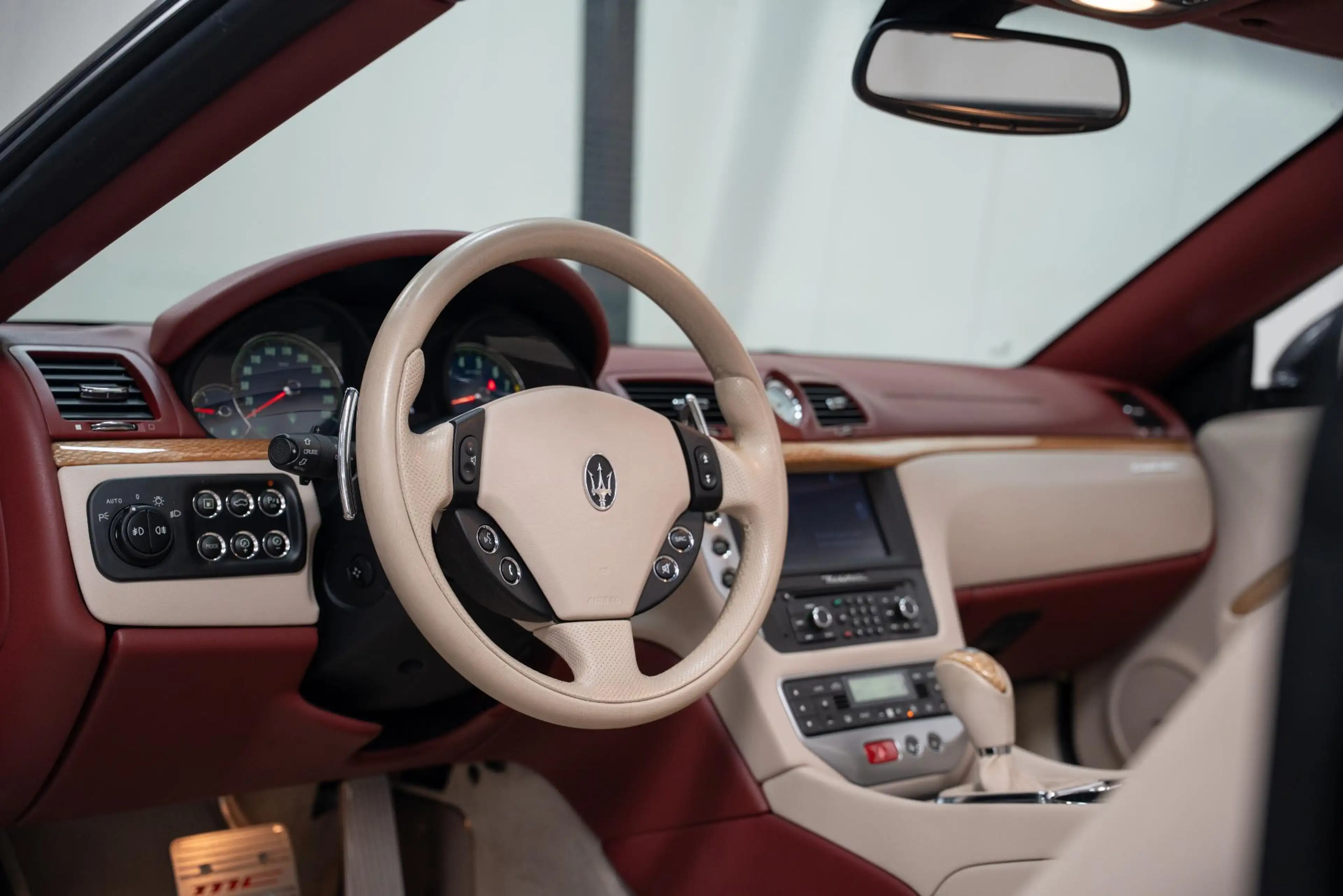 Maserati GranCabrio 4.7 V8*NL AUTO*1e EIGENAAR*CARBALHO*BOSE*UNIEK* — photo 6
