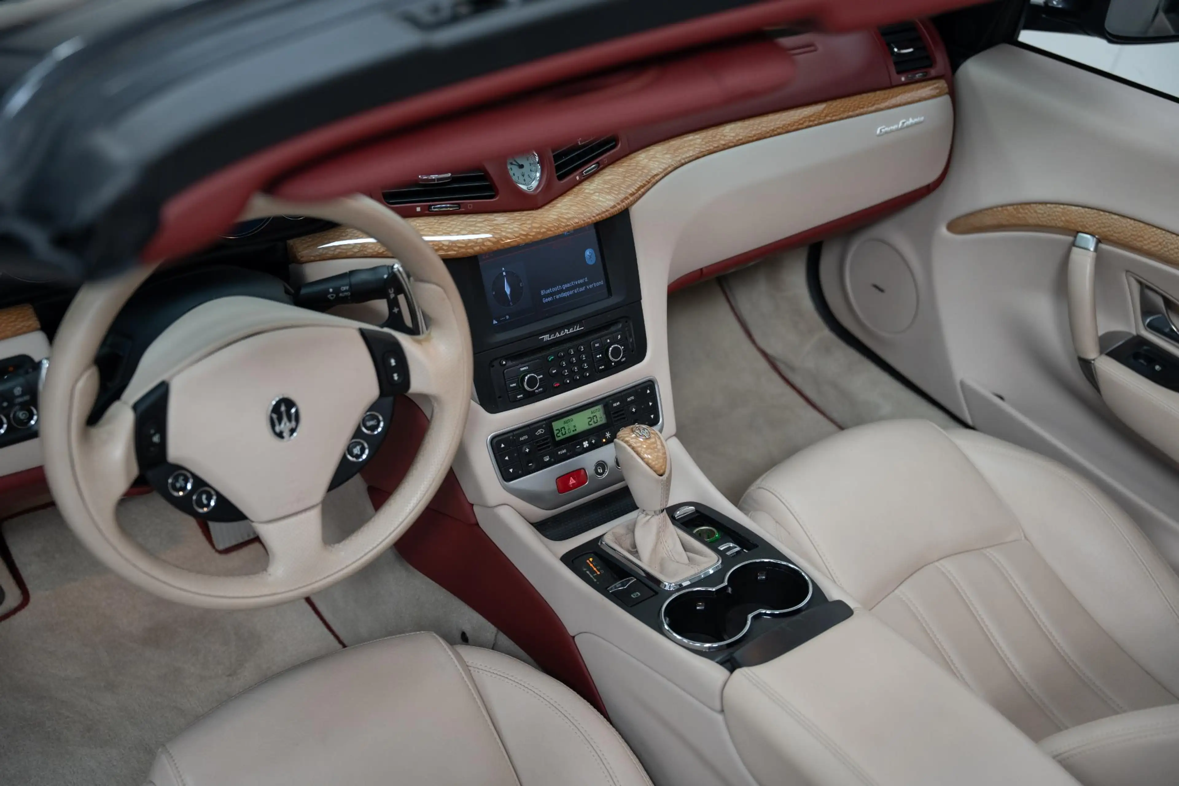 Maserati GranCabrio 4.7 V8*NL AUTO*1e EIGENAAR*CARBALHO*BOSE*UNIEK* — photo 34