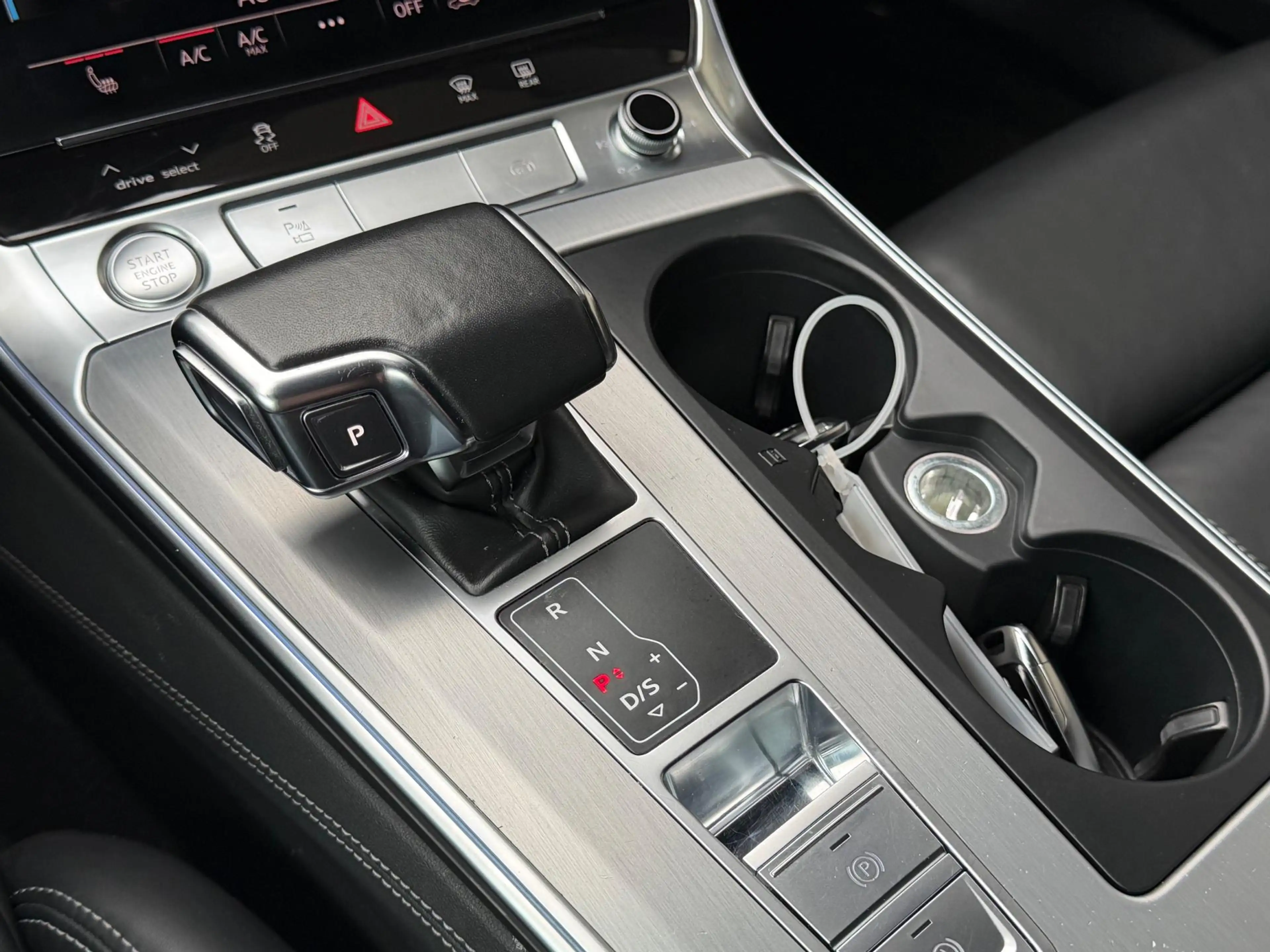 Audi A6 Limousine 55 TFSI Sport S line edition / B&O Advan — photo 42