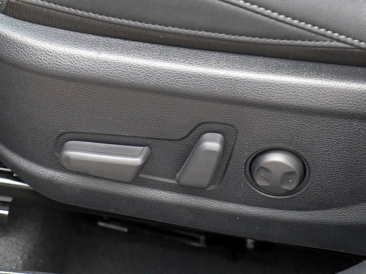 Kia Seltos снимка Kia Seltos