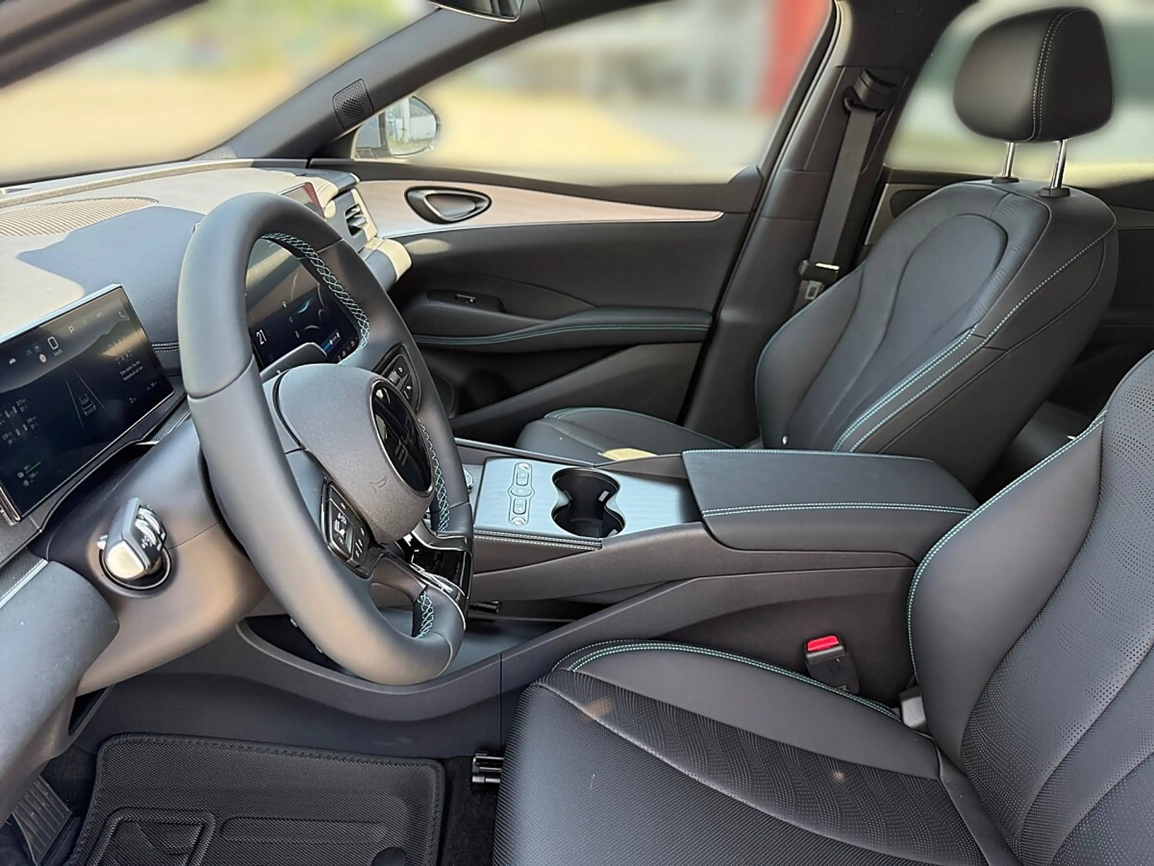 BYD Seal 6 DM-i Touring PHEV 19kWh Comfort Österreich Pake... — photo 11