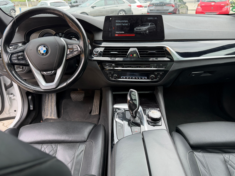 BMW 540 5er Touring Diesel 540d xDrive Touring Aut. Luxury Line — photo 6