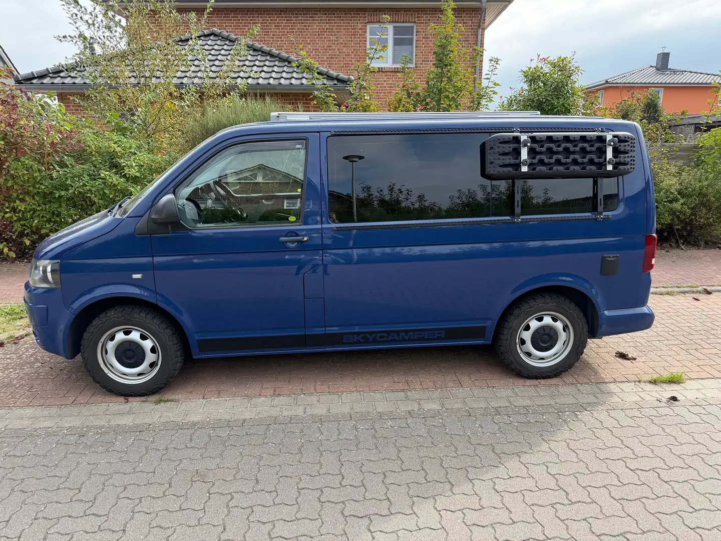 Volkswagen T5 Transporter T5.2 TDI Campervan Blau - 2