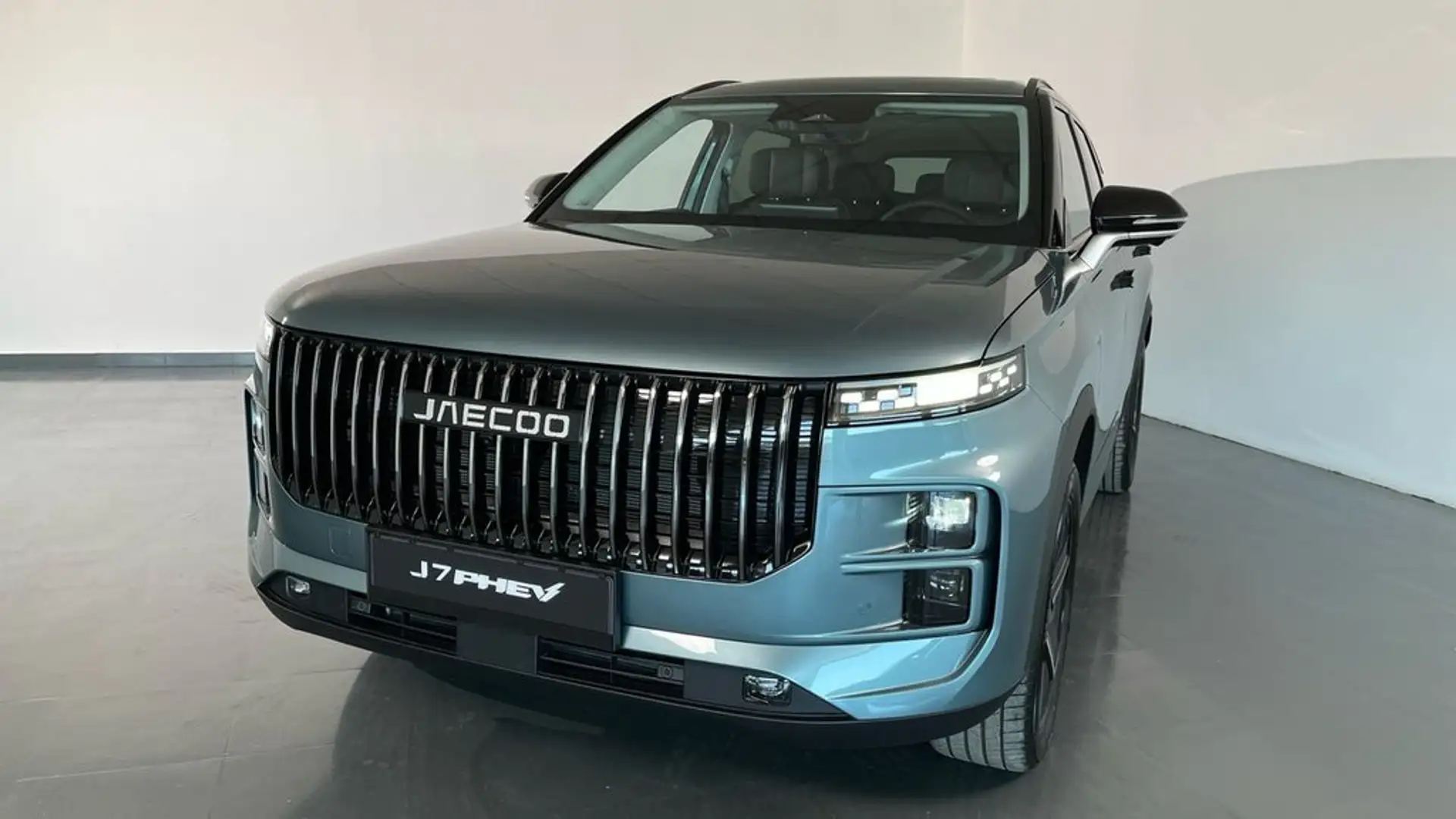 Jaecoo J7 PHEV Exclus. 1.5 TGDI+1DHT 255kW FWD Bit Gris - 2